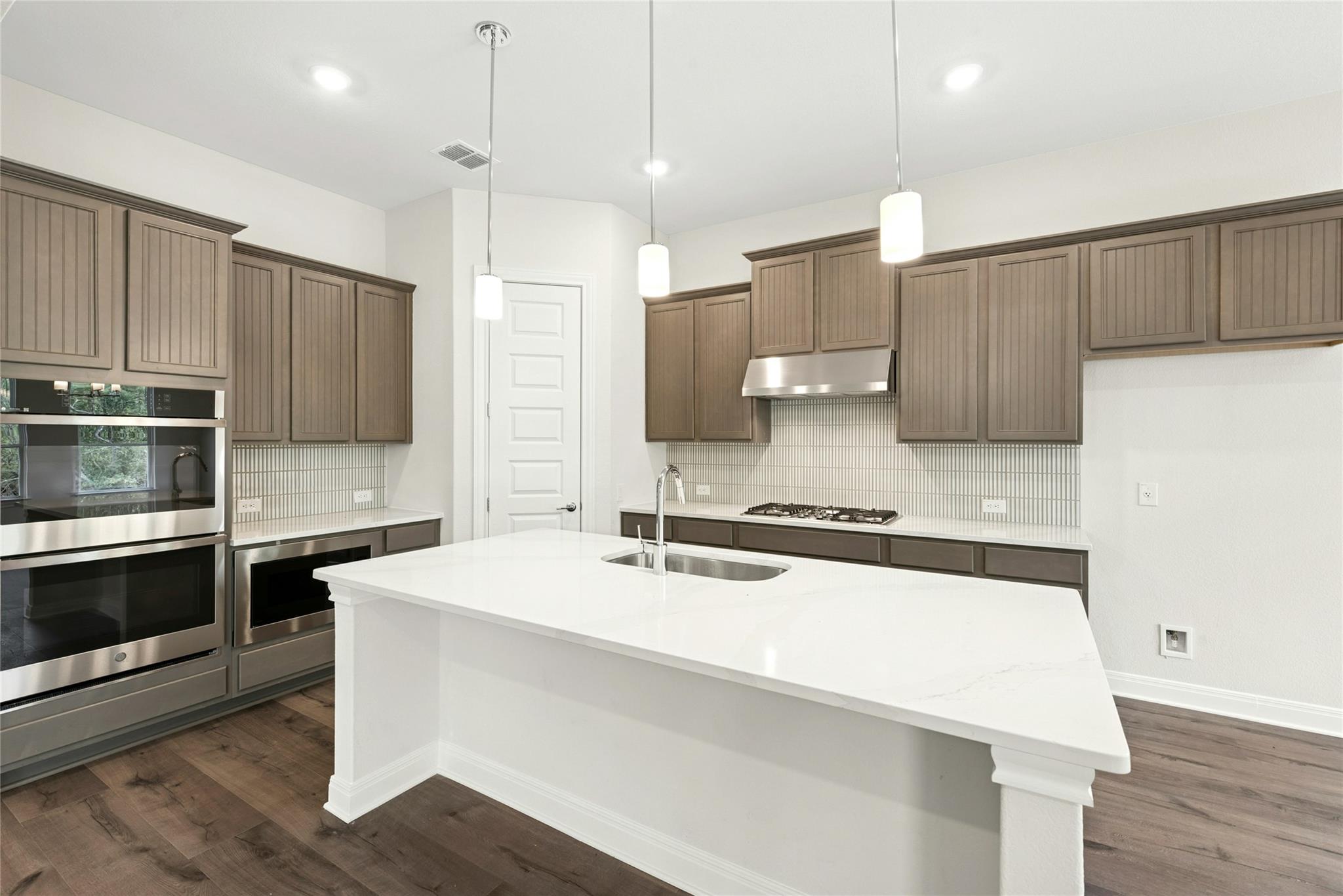 113 Shikra Cv, Cedar Creek, TX 78612