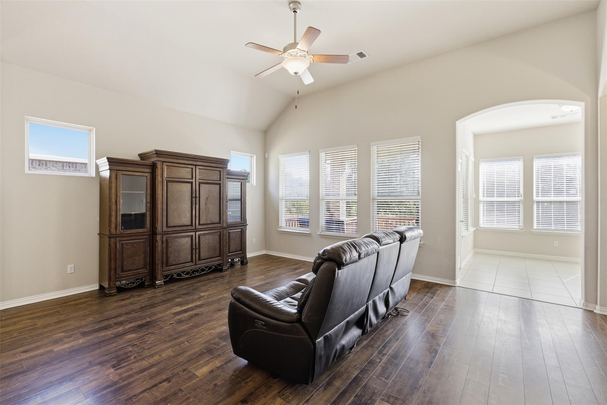 7909 Arbor Knoll Ct, Lago Vista, TX 78645