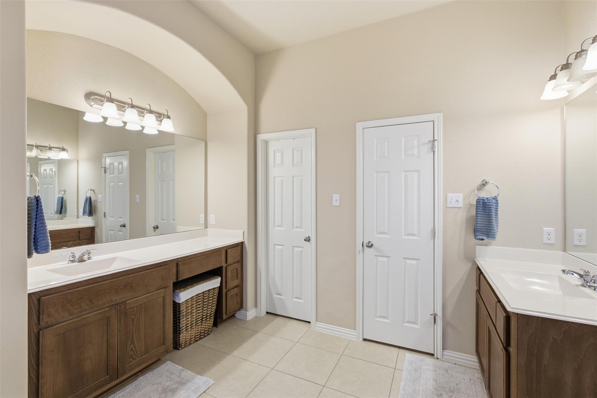 7909 Arbor Knoll Ct, Lago Vista, TX 78645