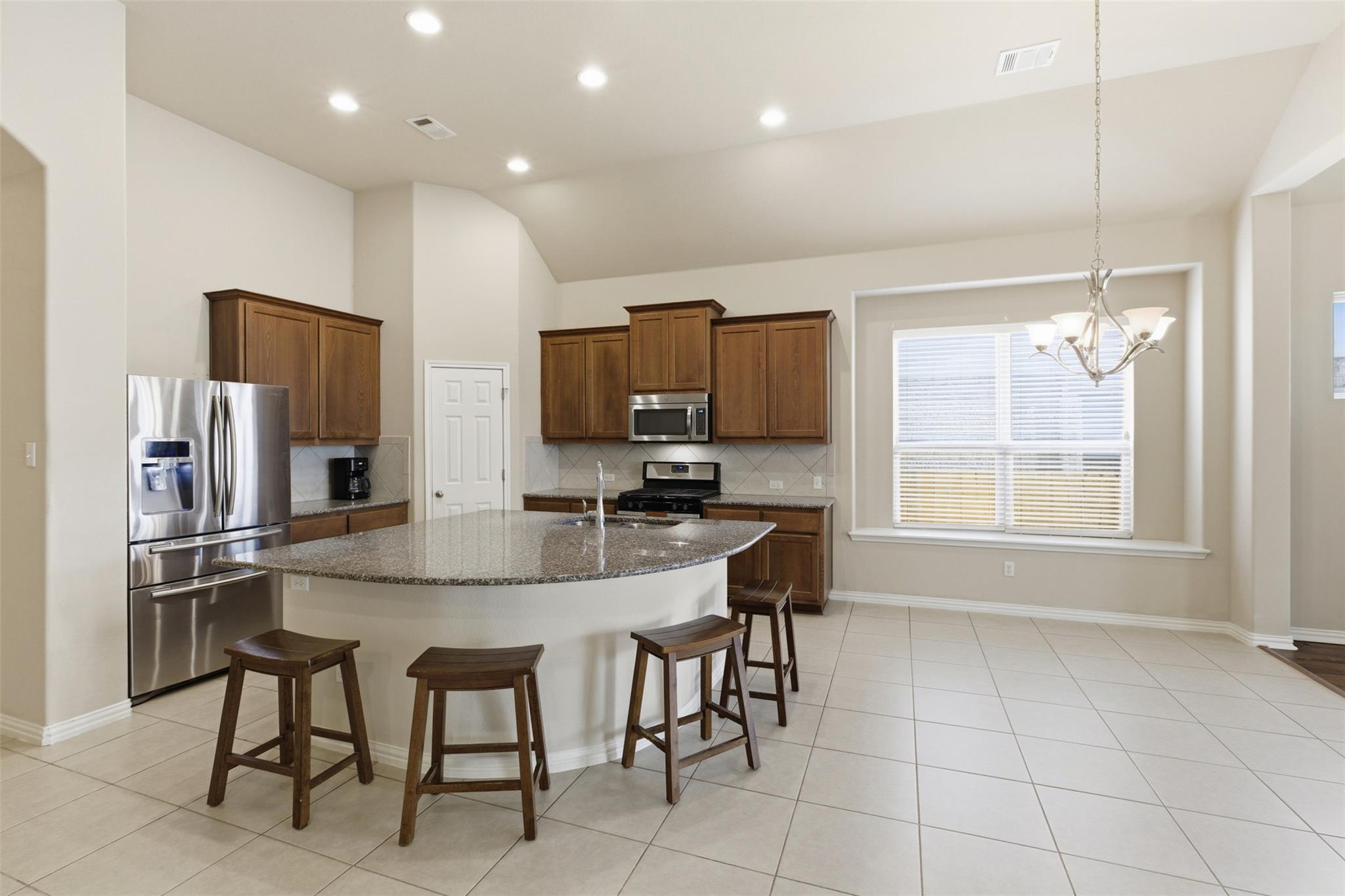 7909 Arbor Knoll Ct, Lago Vista, TX 78645