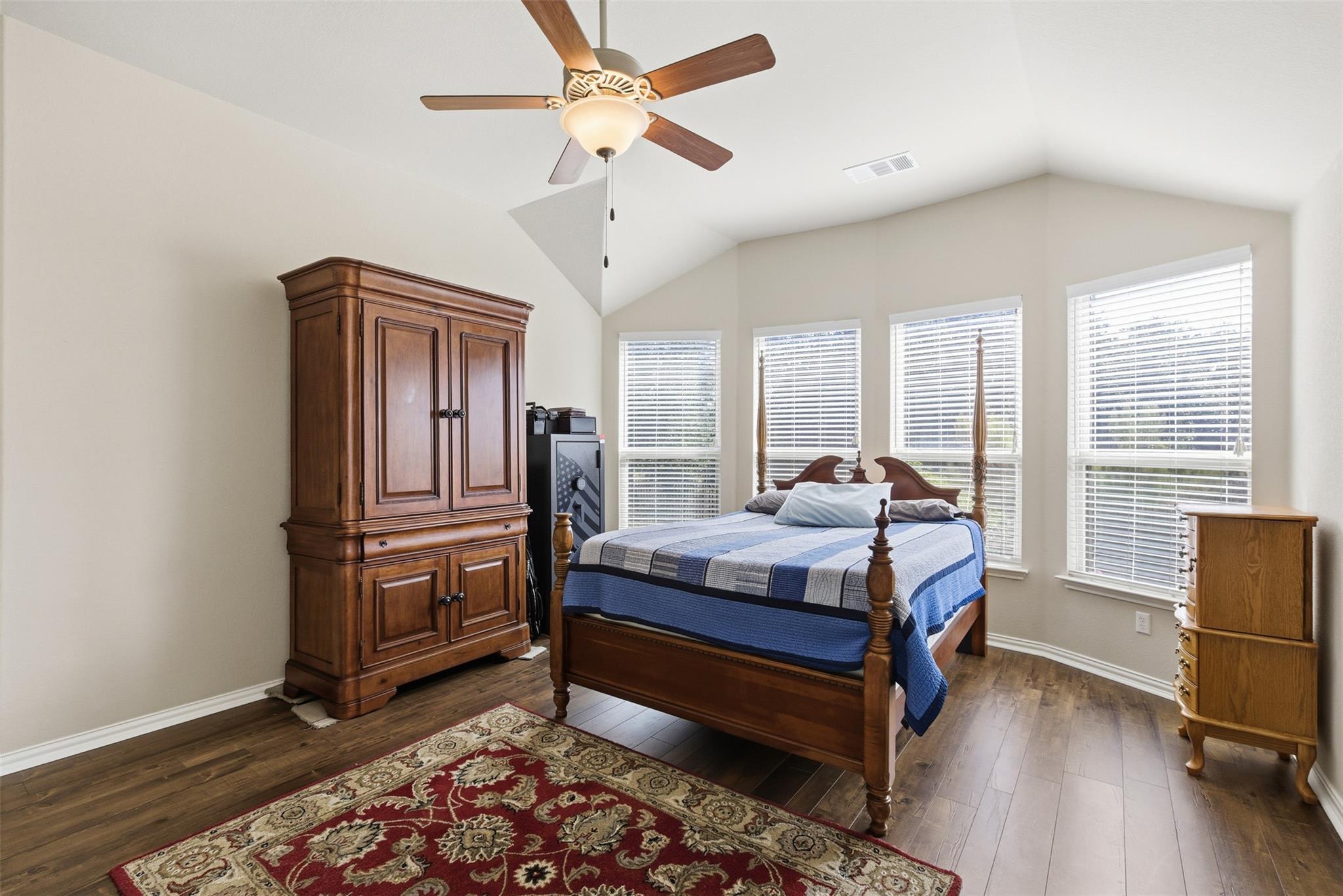 7909 Arbor Knoll Ct, Lago Vista, TX 78645