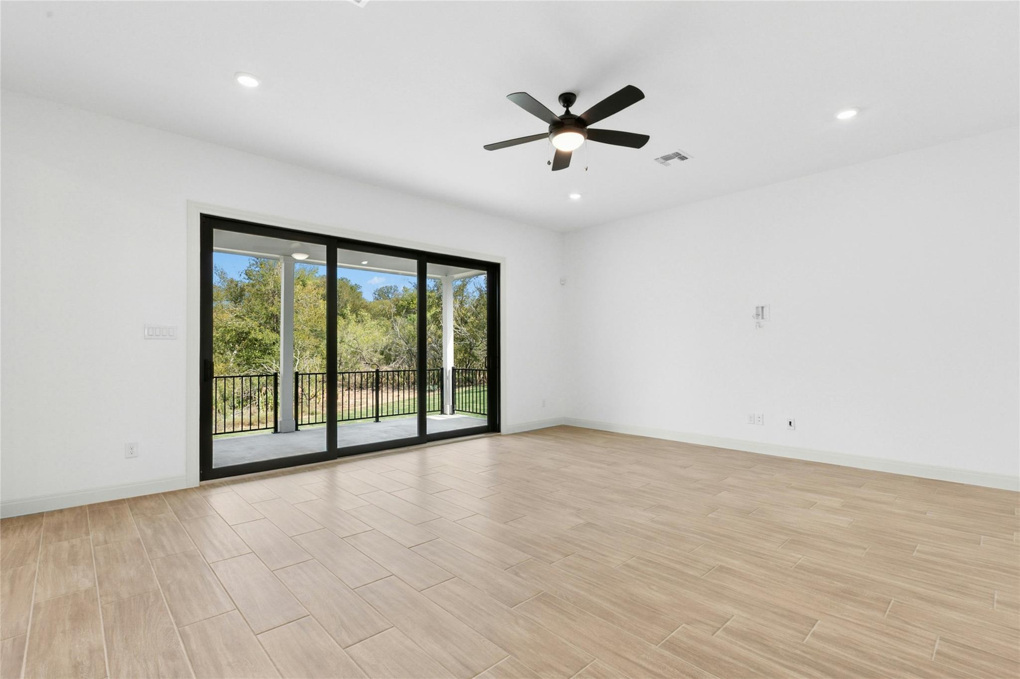 115 Buzzard Ct, Cedar Creek, TX 78612