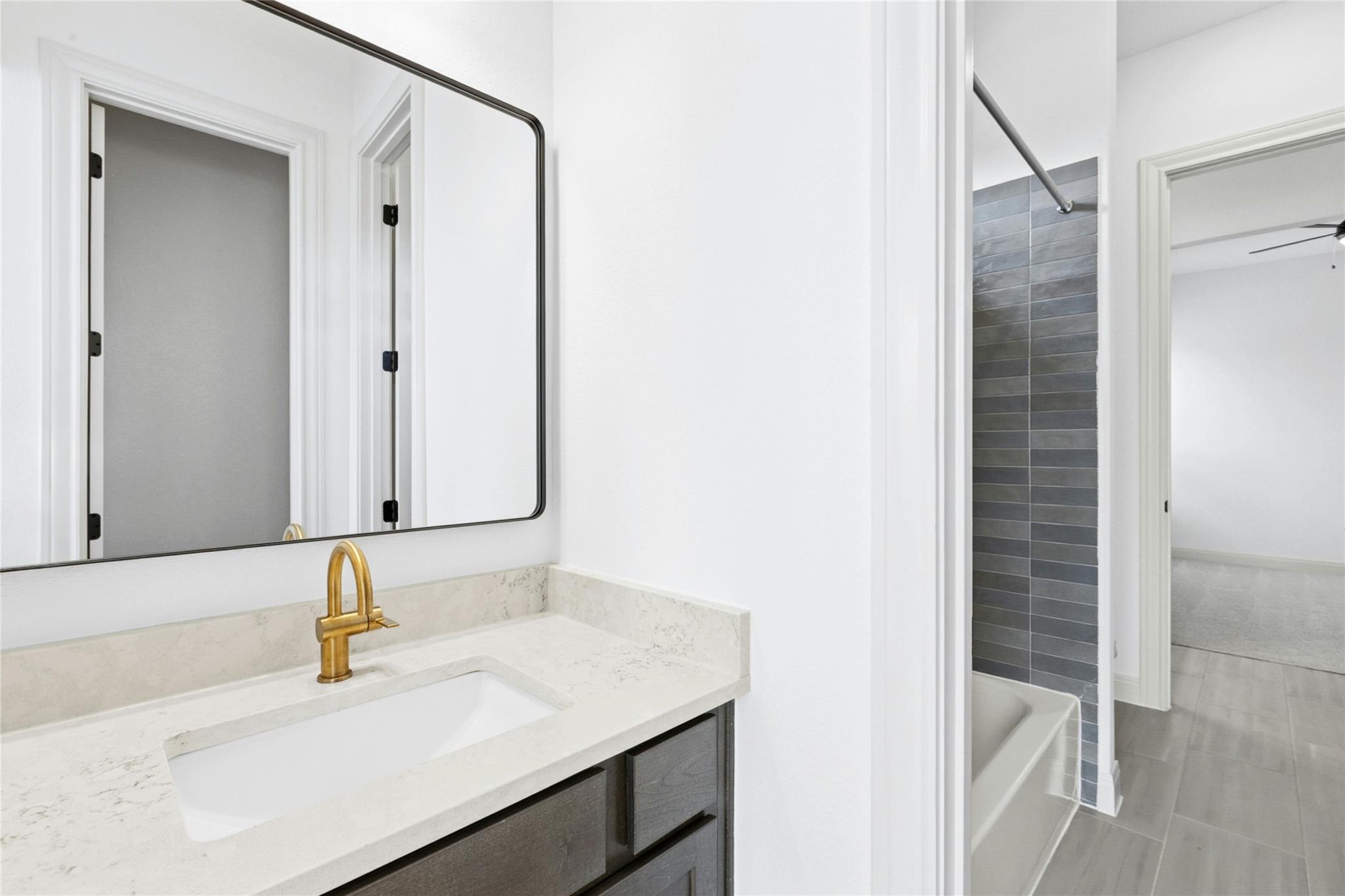 115 Buzzard Ct, Cedar Creek, TX 78612