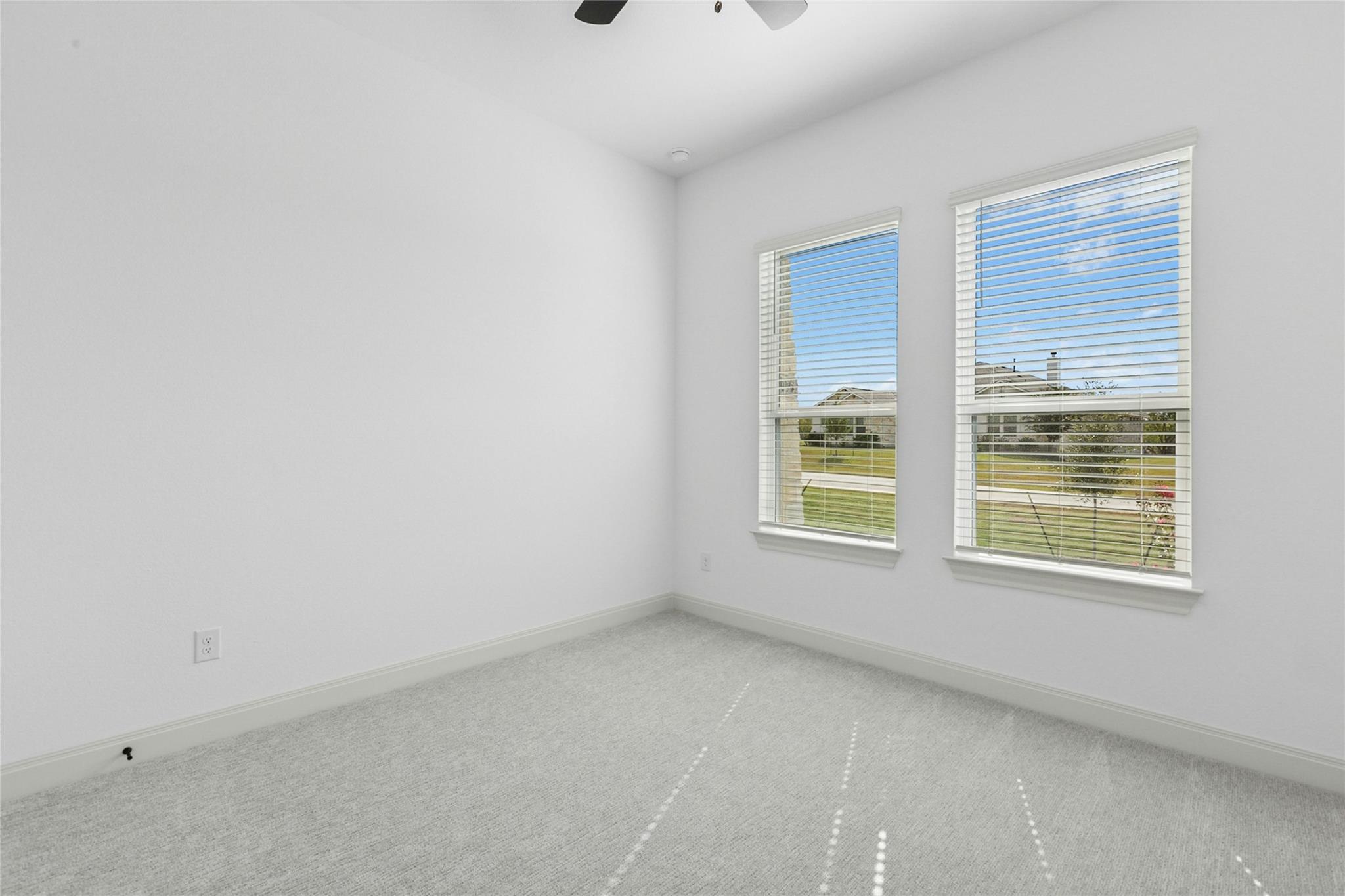 115 Buzzard Ct, Cedar Creek, TX 78612