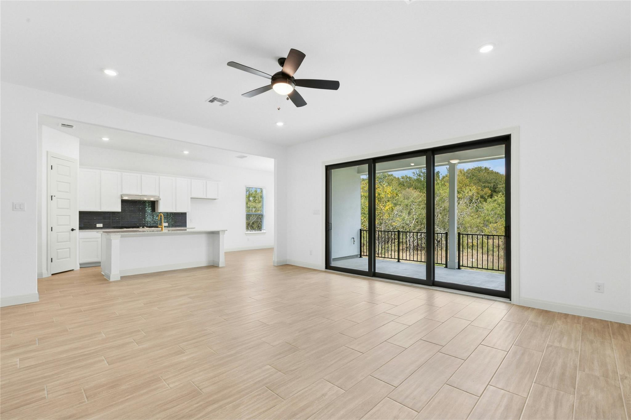 115 Buzzard Ct, Cedar Creek, TX 78612