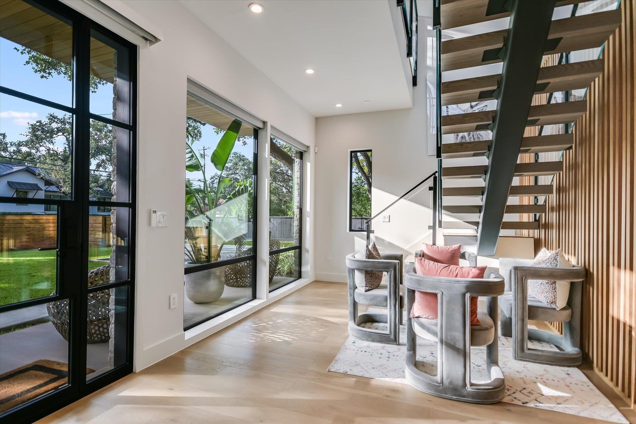 403 Ridgewood, Austin, TX 78746