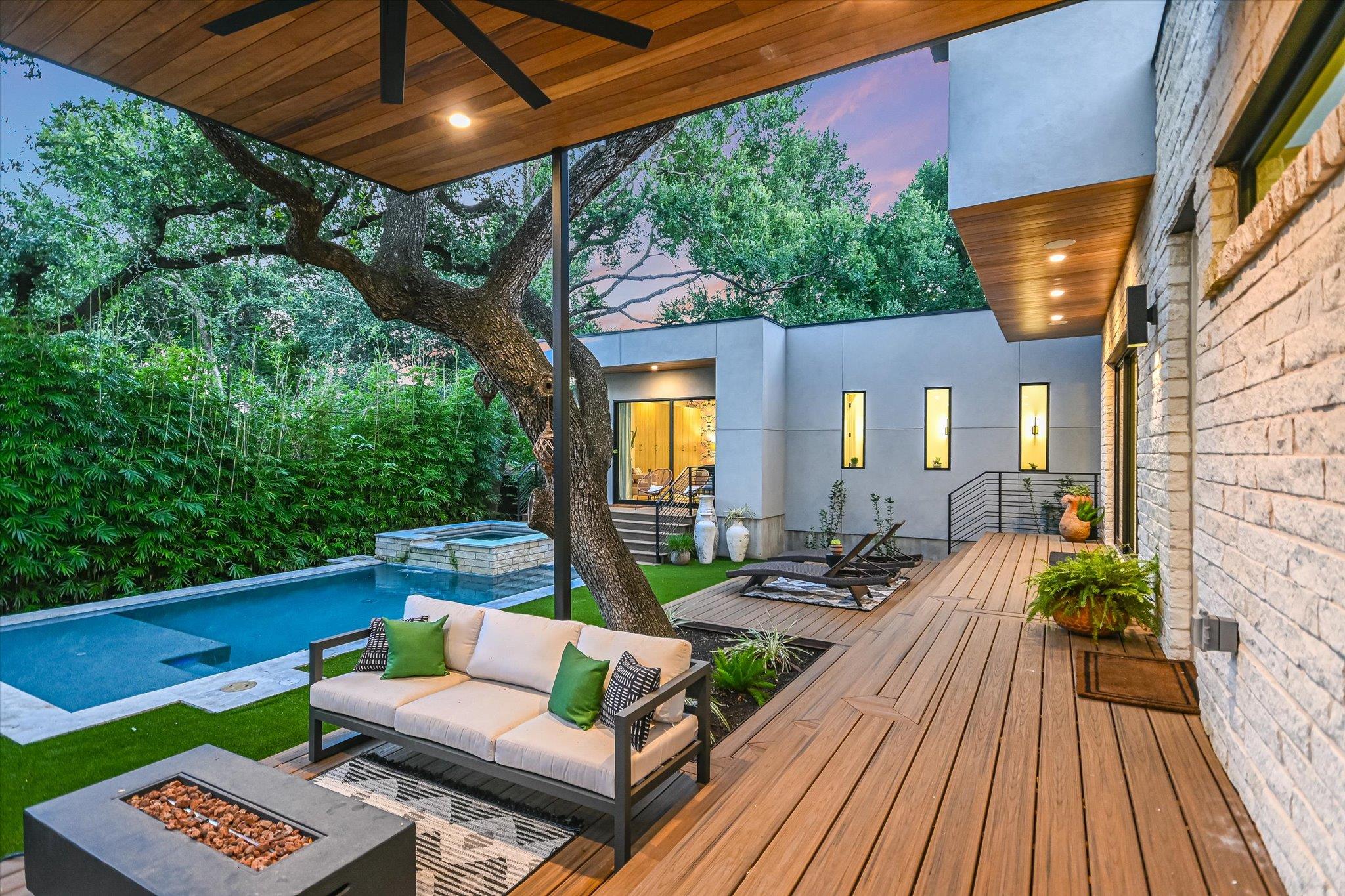 403 Ridgewood, Austin, TX 78746