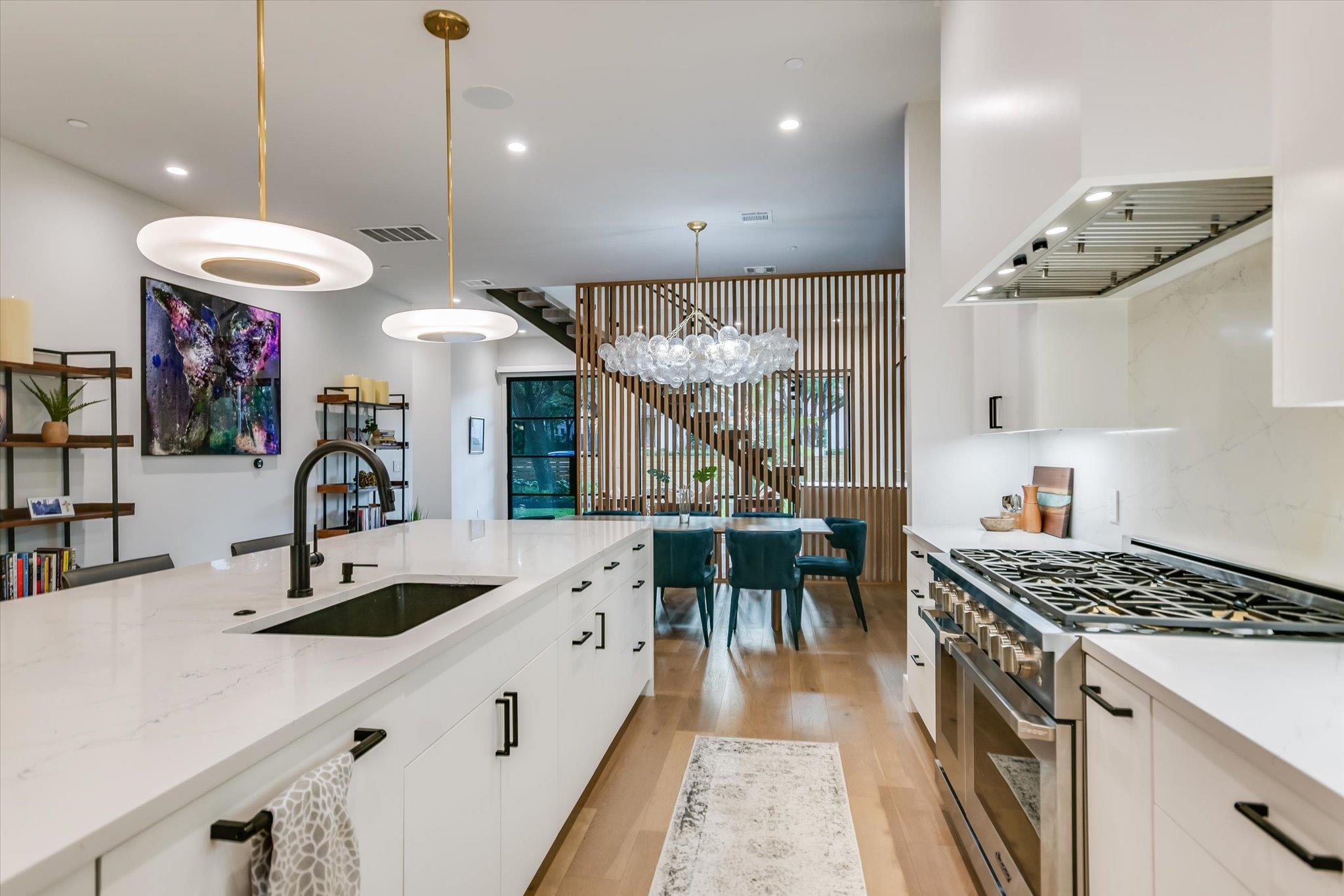 403 Ridgewood, Austin, TX 78746