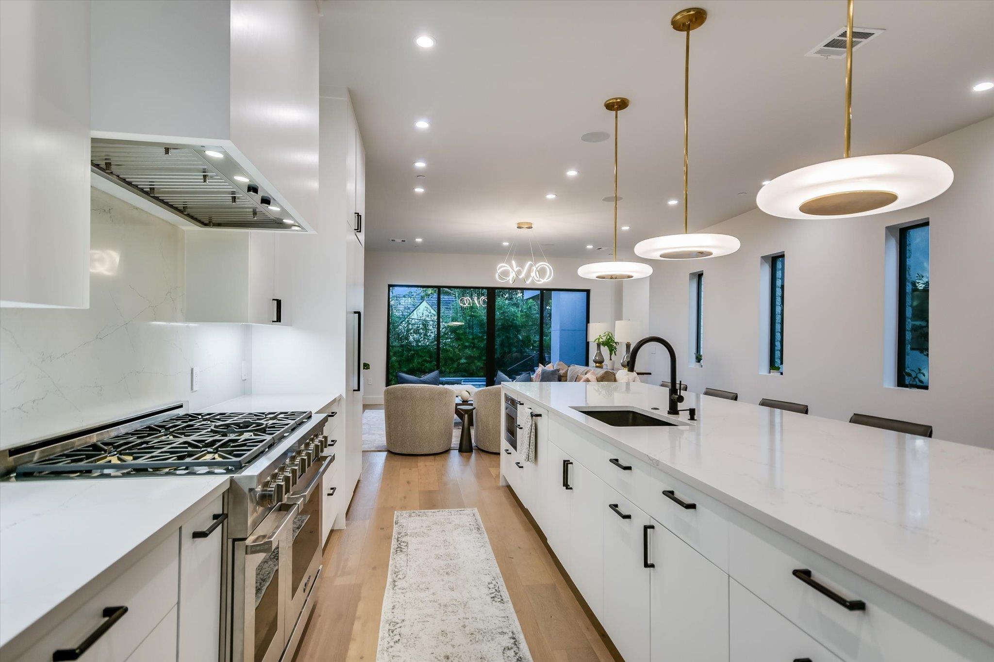 403 Ridgewood, Austin, TX 78746