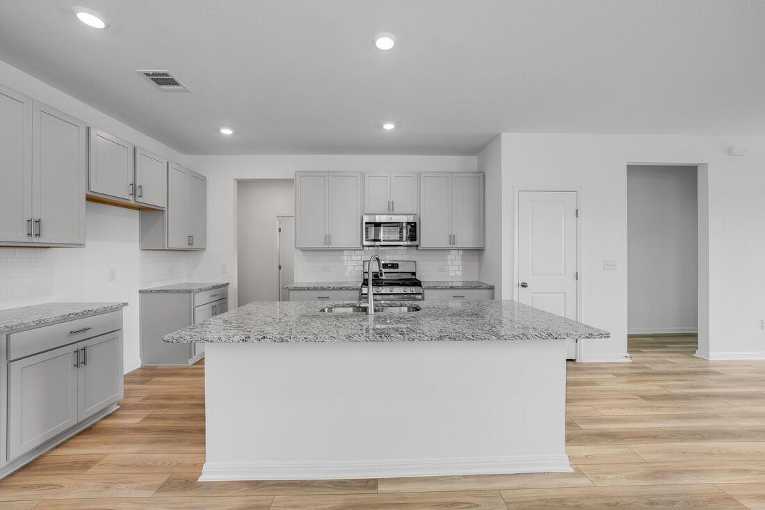 6017 Alfred Acres Dr, Del Valle, TX 78617