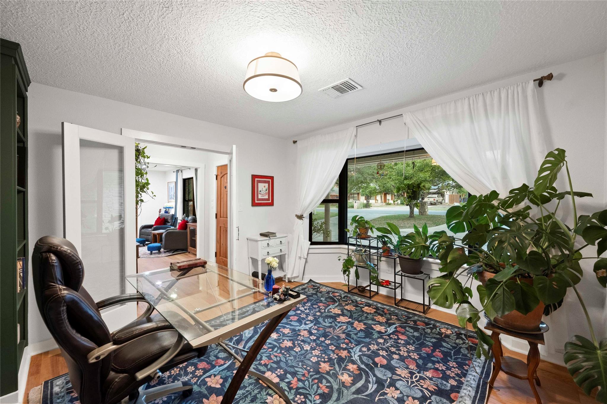 56 Woodcreek Dr, Wimberley, TX 78676