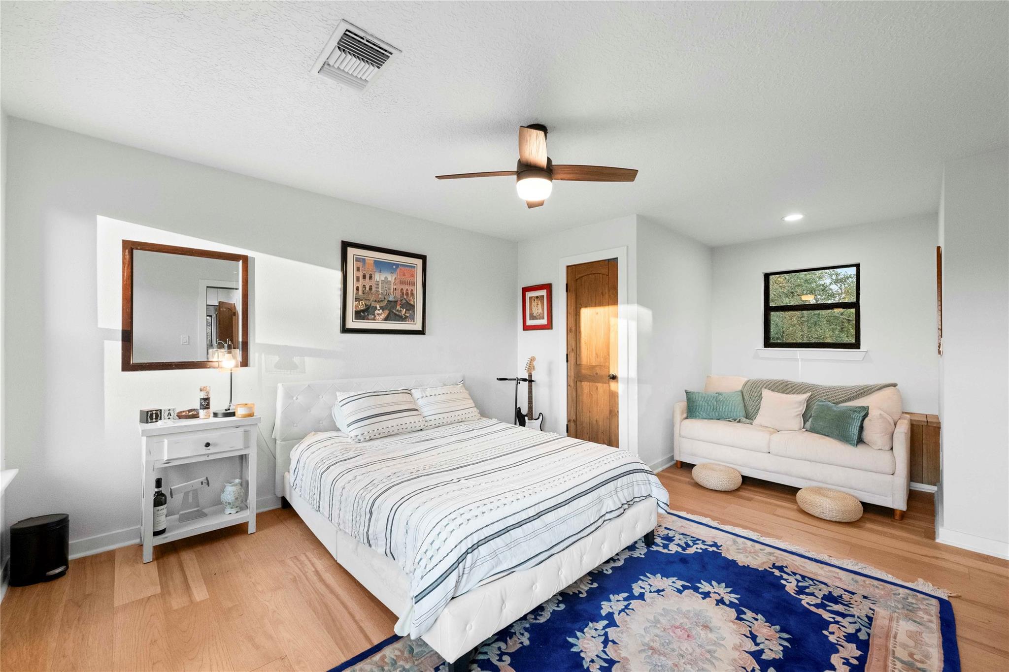 56 Woodcreek Dr, Wimberley, TX 78676