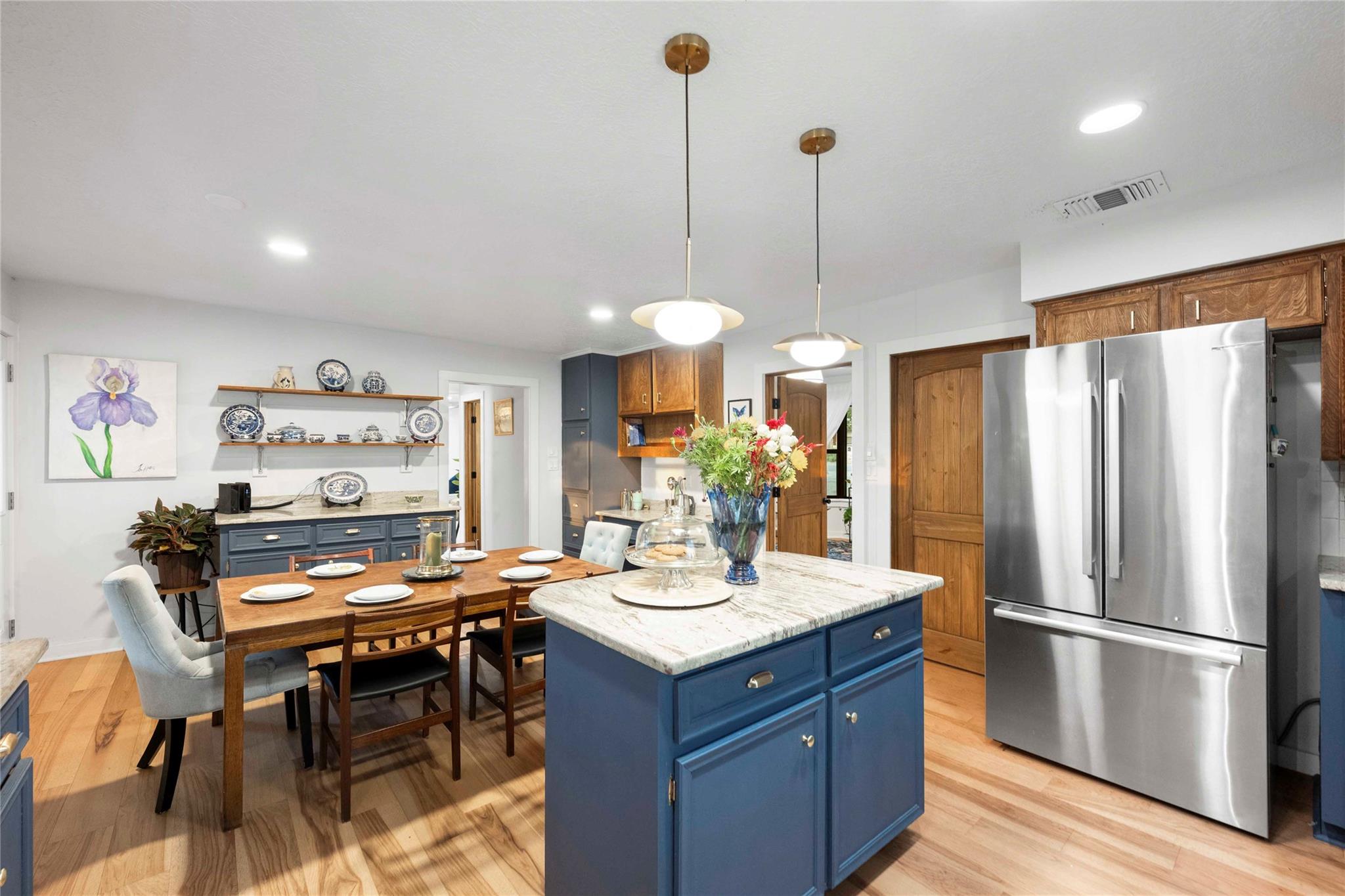 56 Woodcreek Dr, Wimberley, TX 78676