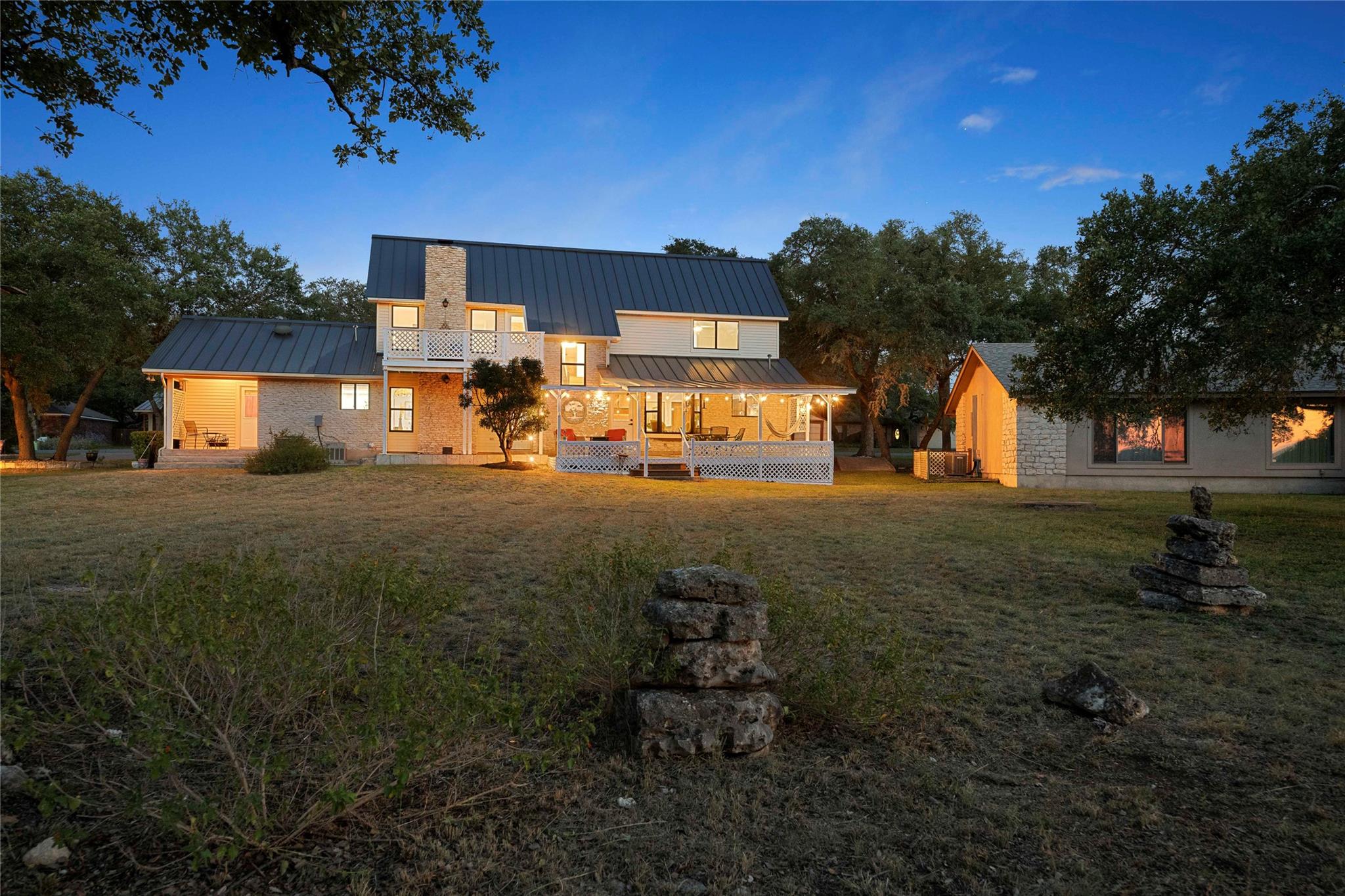 56 Woodcreek Dr, Wimberley, TX 78676