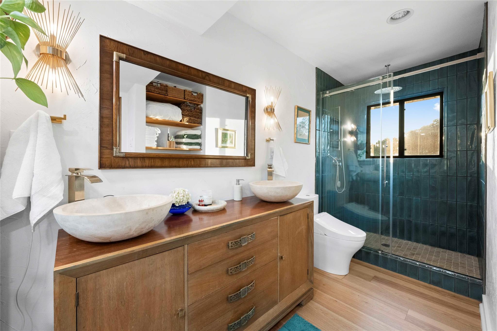 56 Woodcreek Dr, Wimberley, TX 78676