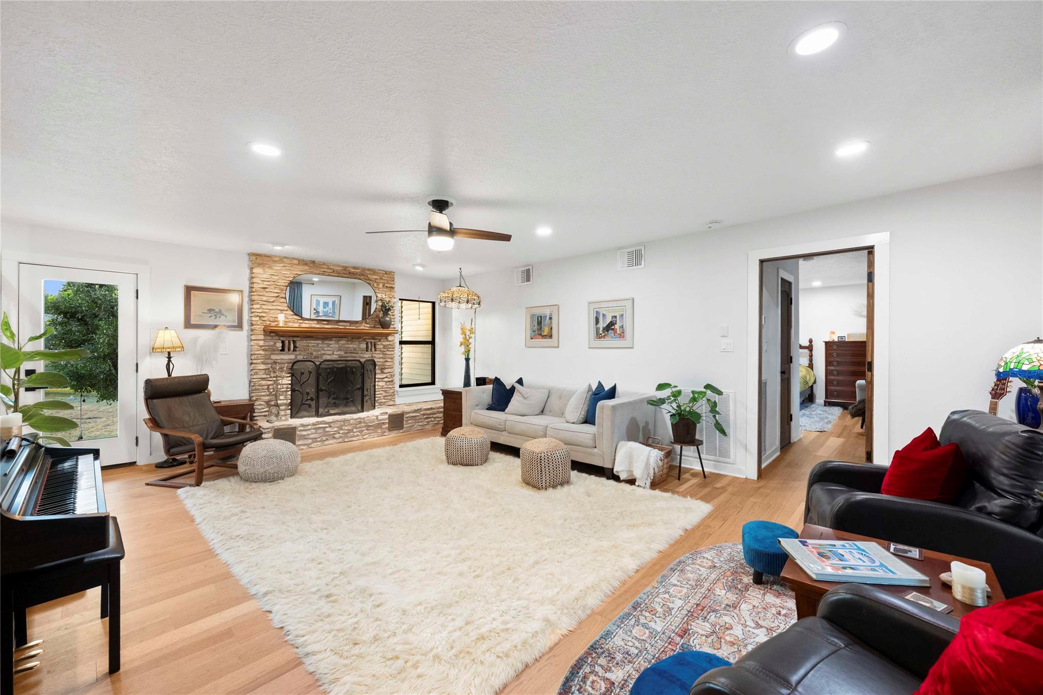 56 Woodcreek Dr, Wimberley, TX 78676