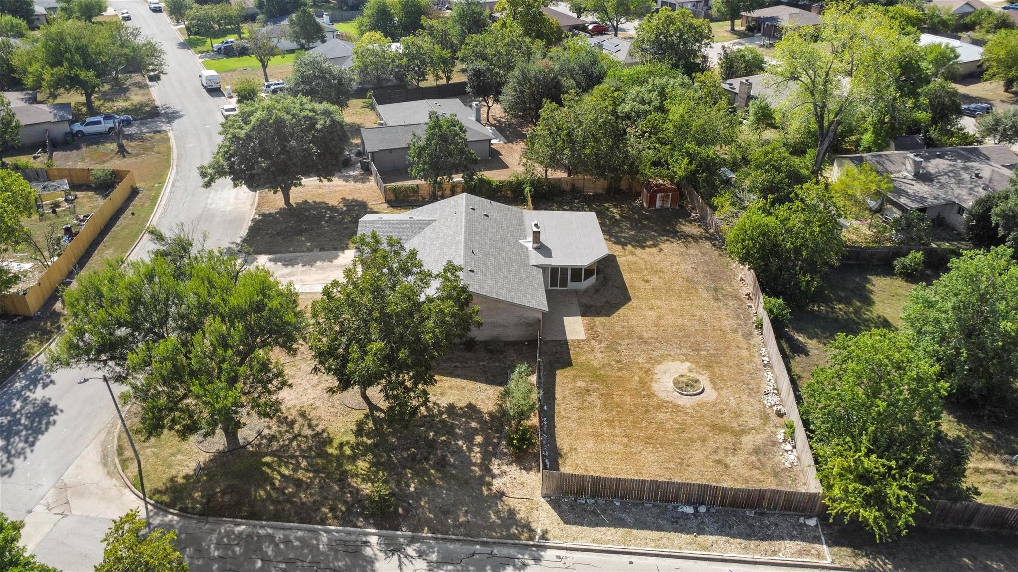 1604 Wildflower Dr, Round Rock, TX 78664