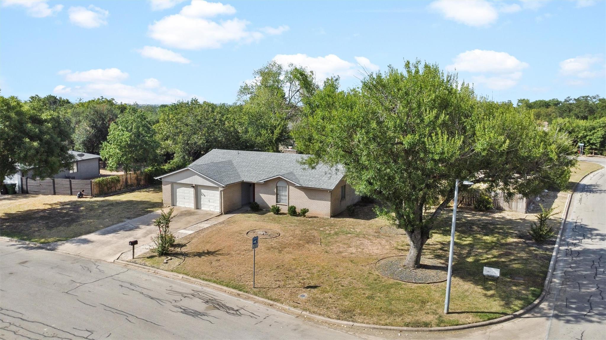 1604 Wildflower Dr, Round Rock, TX 78664