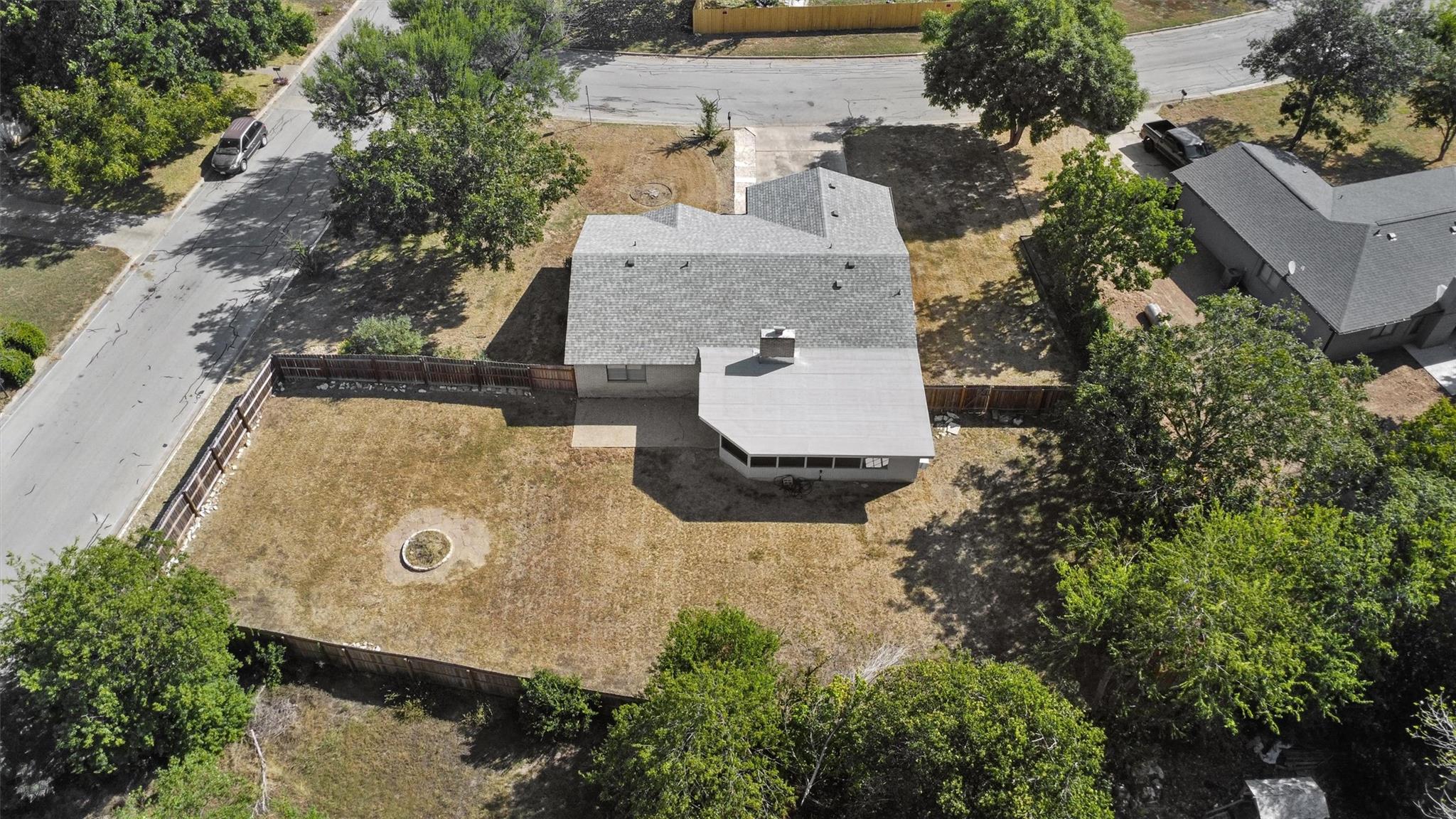 1604 Wildflower Dr, Round Rock, TX 78664