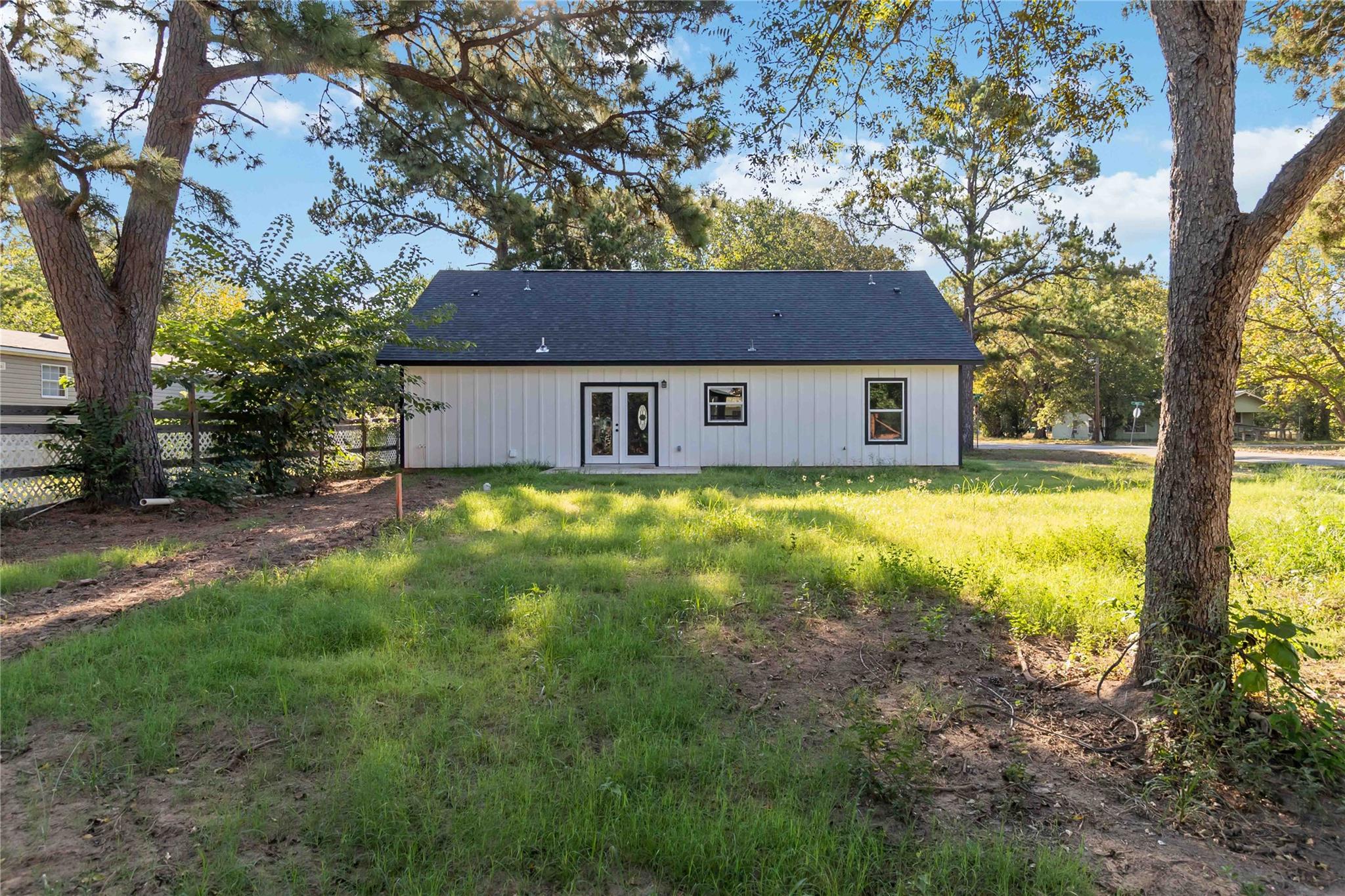 406 Ross St, Smithville, TX 78957