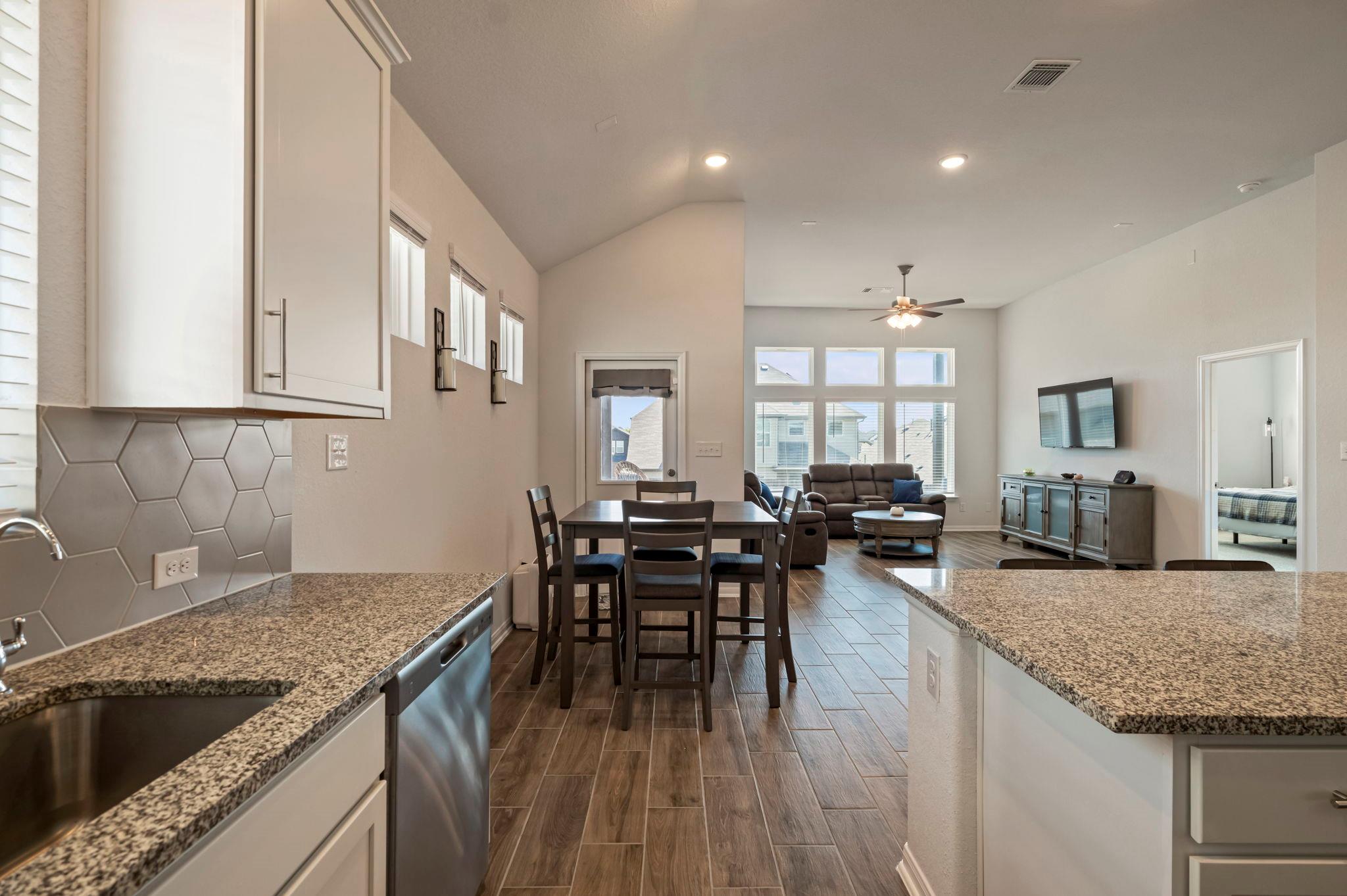 383 Oleander Loop, Buda, TX 78610