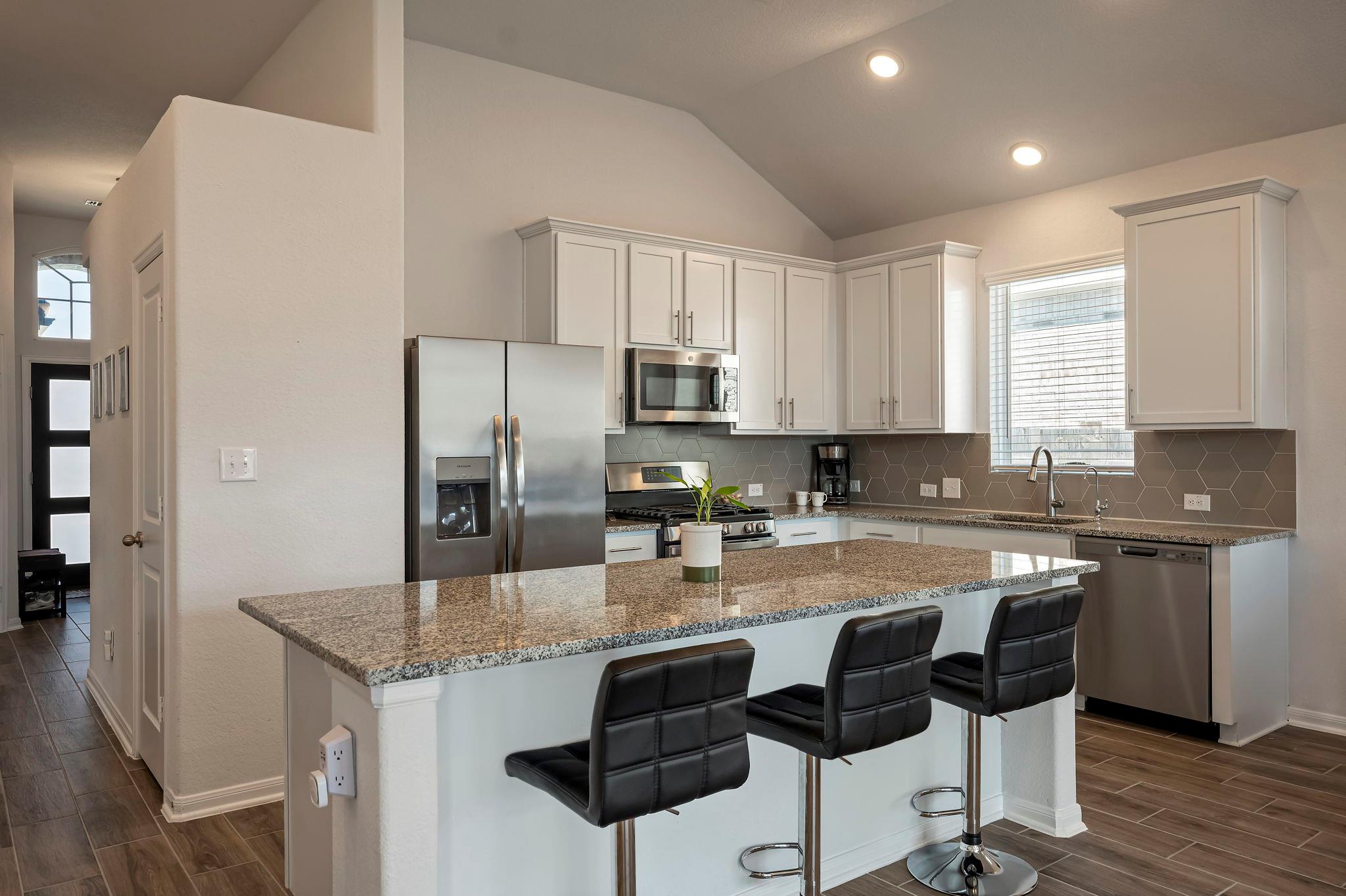 383 Oleander Loop, Buda, TX 78610