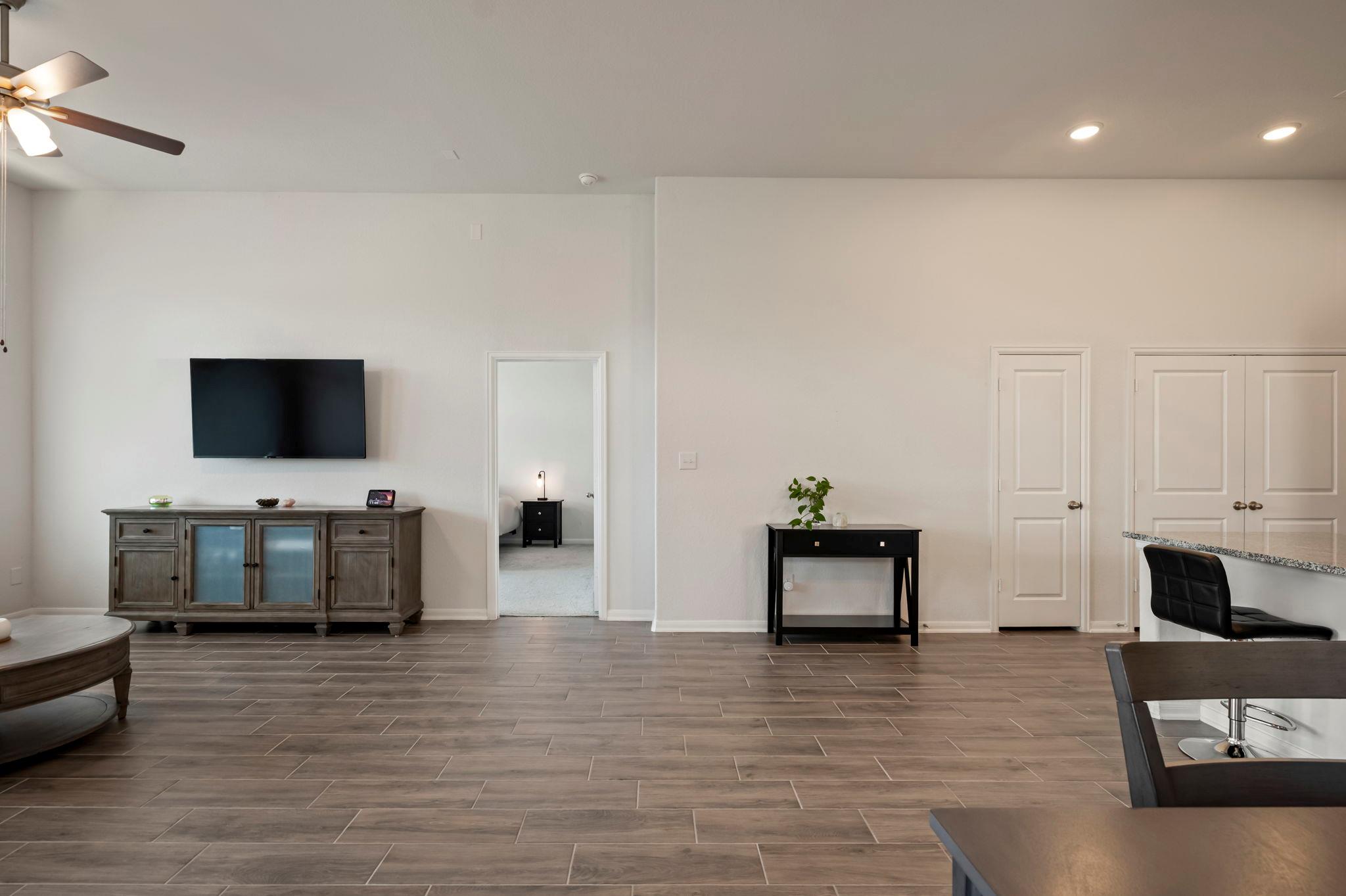 383 Oleander Loop, Buda, TX 78610