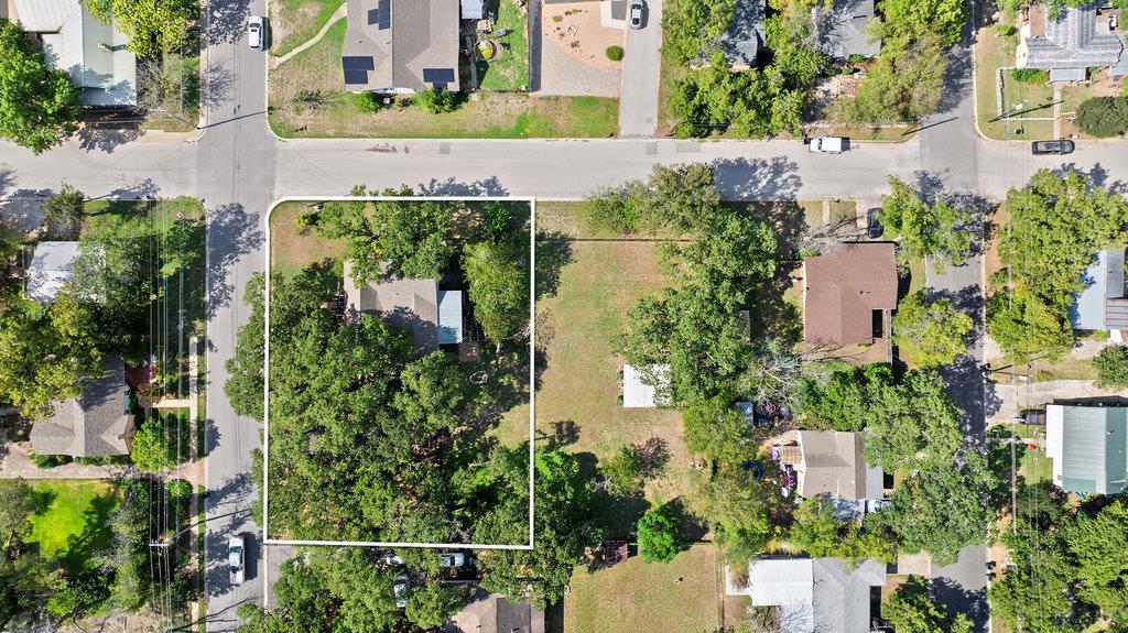 409 N North Main St, Burnet, TX 78611