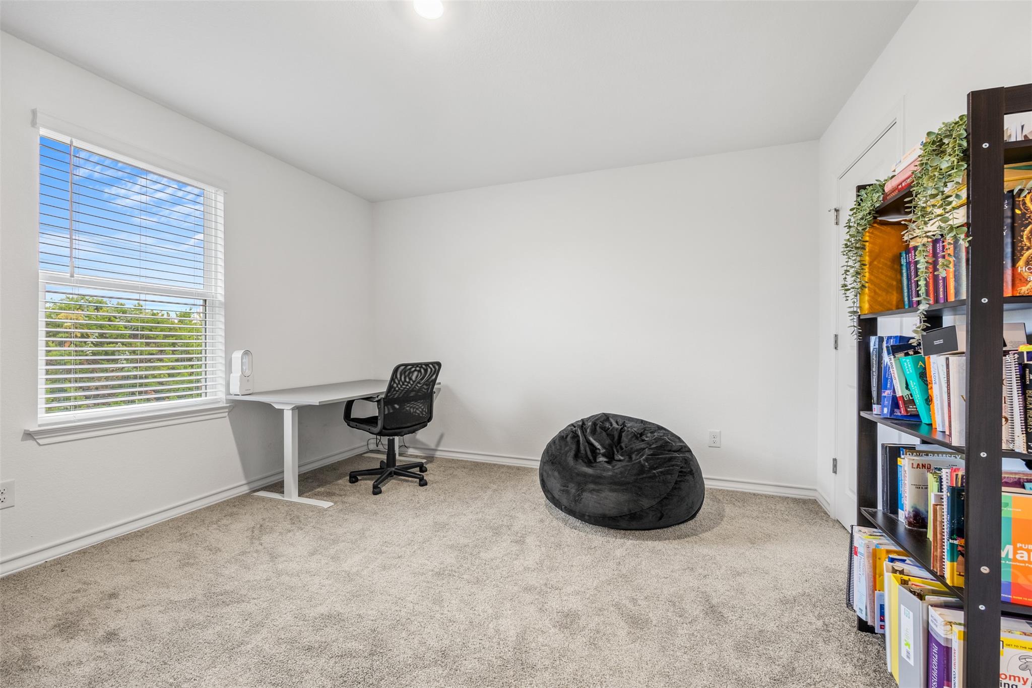 301 Quarry Rock Cv, Liberty Hill, TX 78642