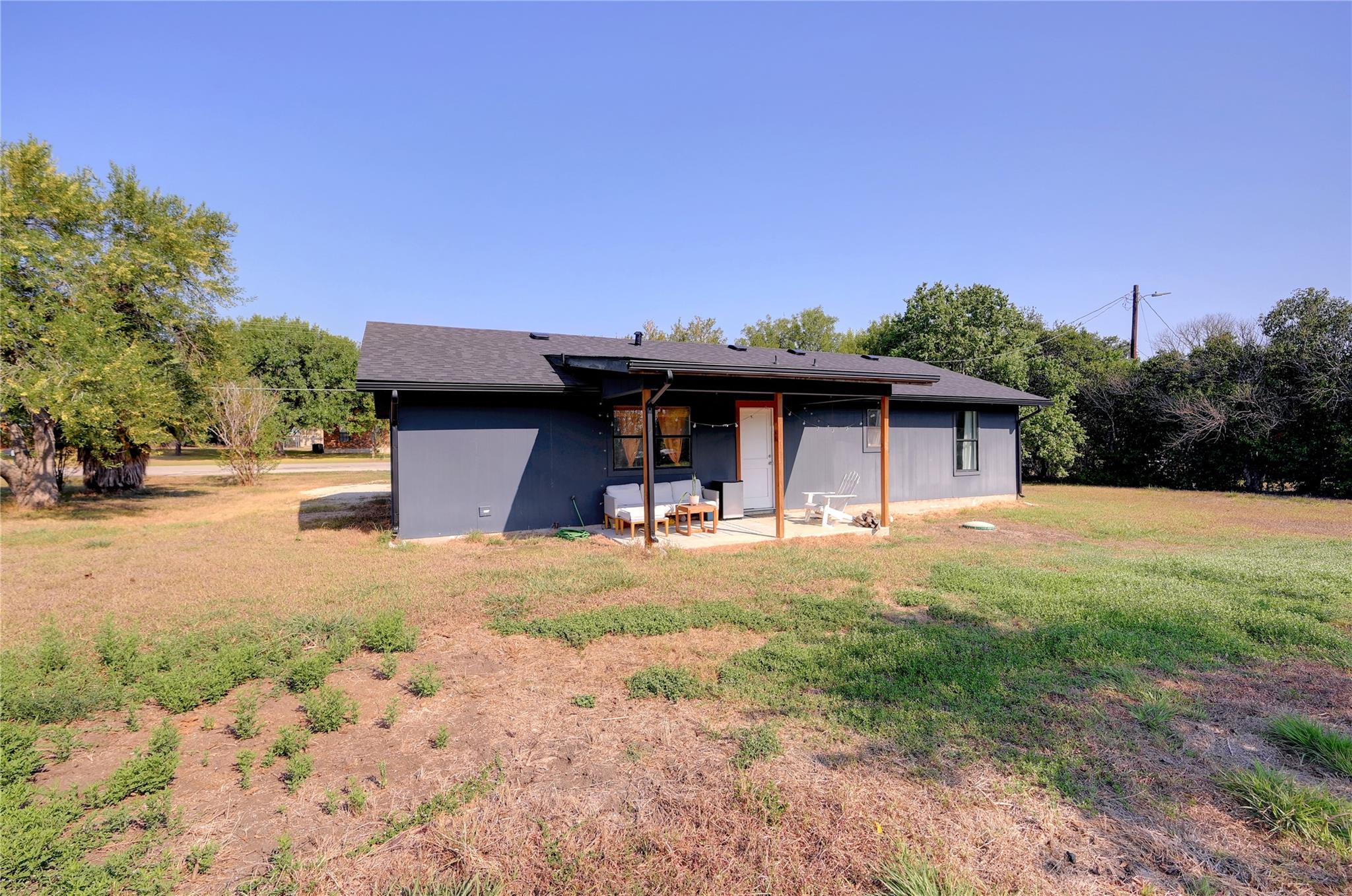 308 River Hills Dr, San Marcos, TX 78666