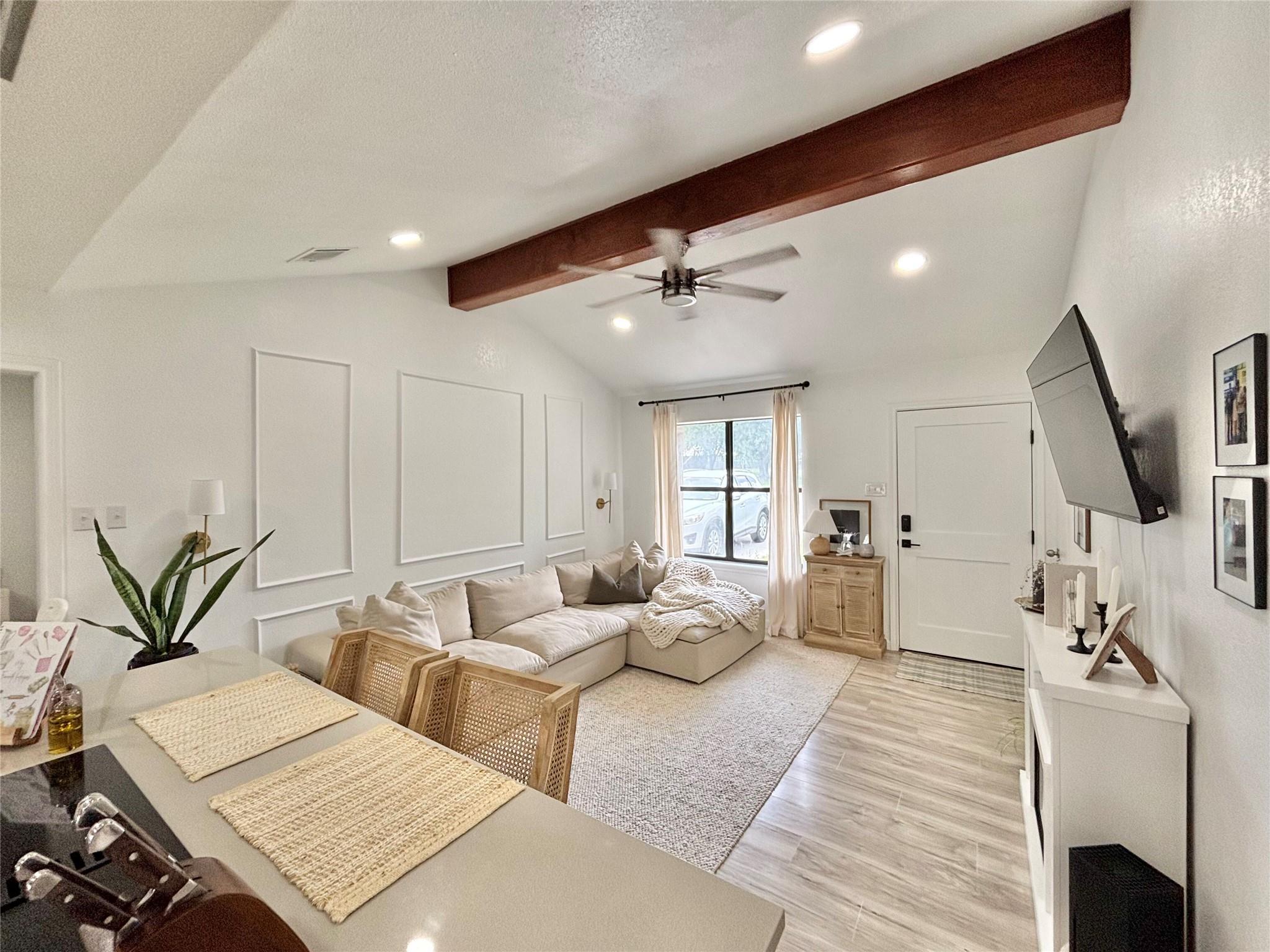 308 River Hills Dr, San Marcos, TX 78666