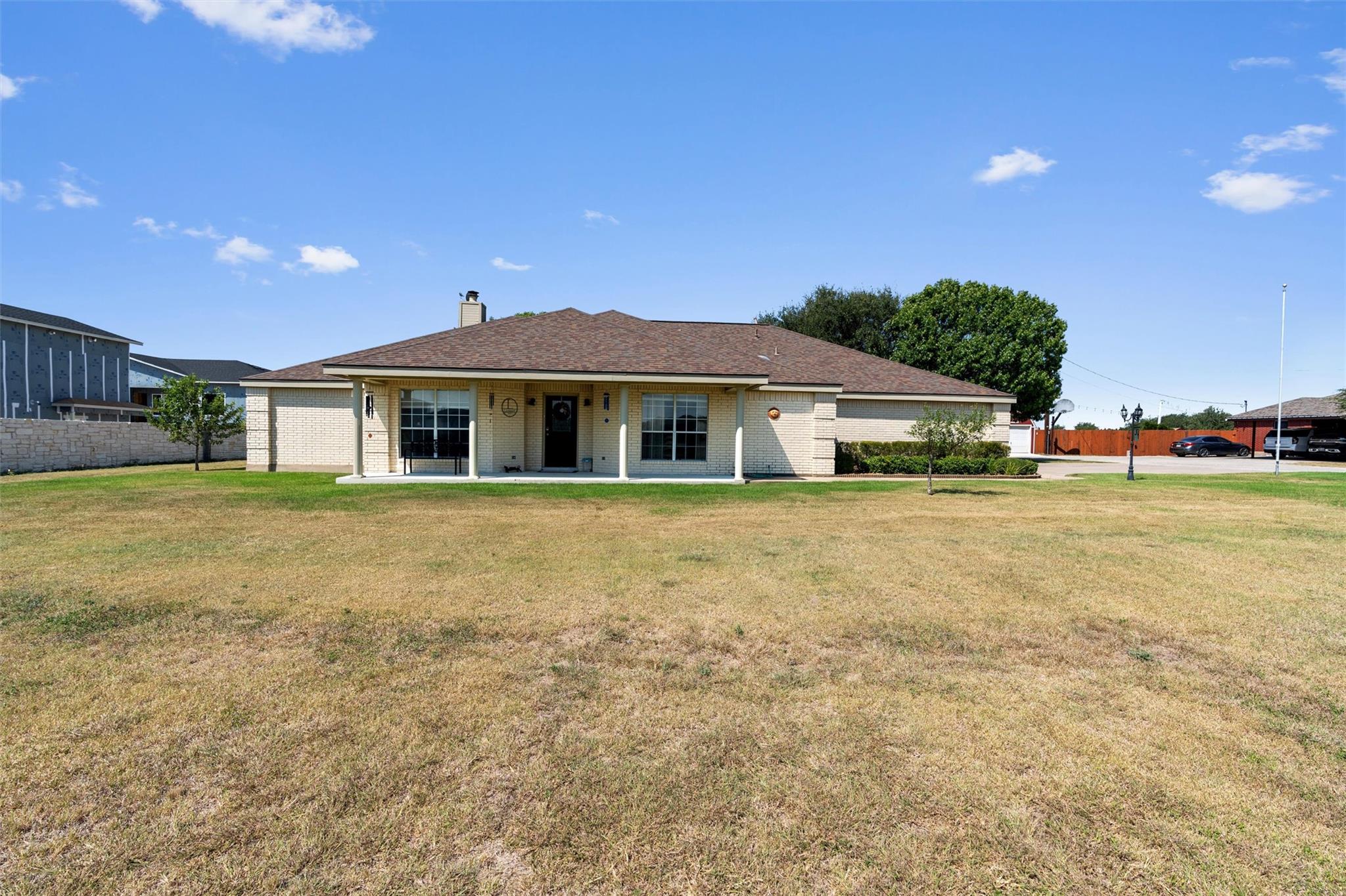 8010 County Road 110 Rd, Round Rock, TX 78665