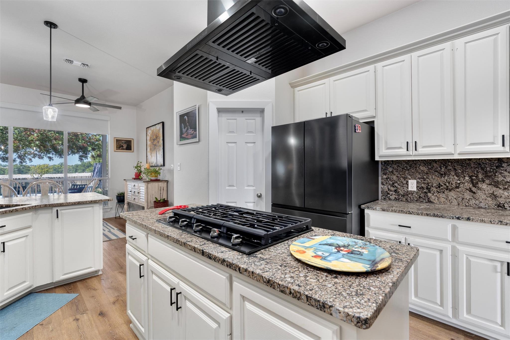 8010 County Road 110 Rd, Round Rock, TX 78665