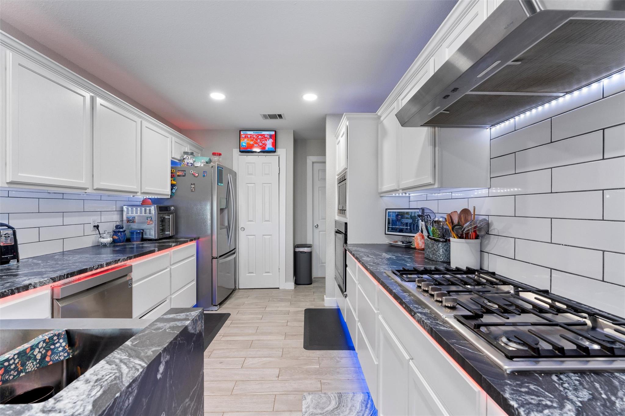 8010 County Road 110 Rd, Round Rock, TX 78665