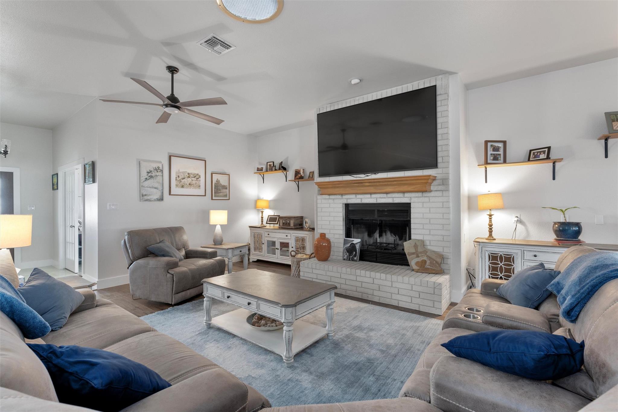 8010 County Road 110 Rd, Round Rock, TX 78665