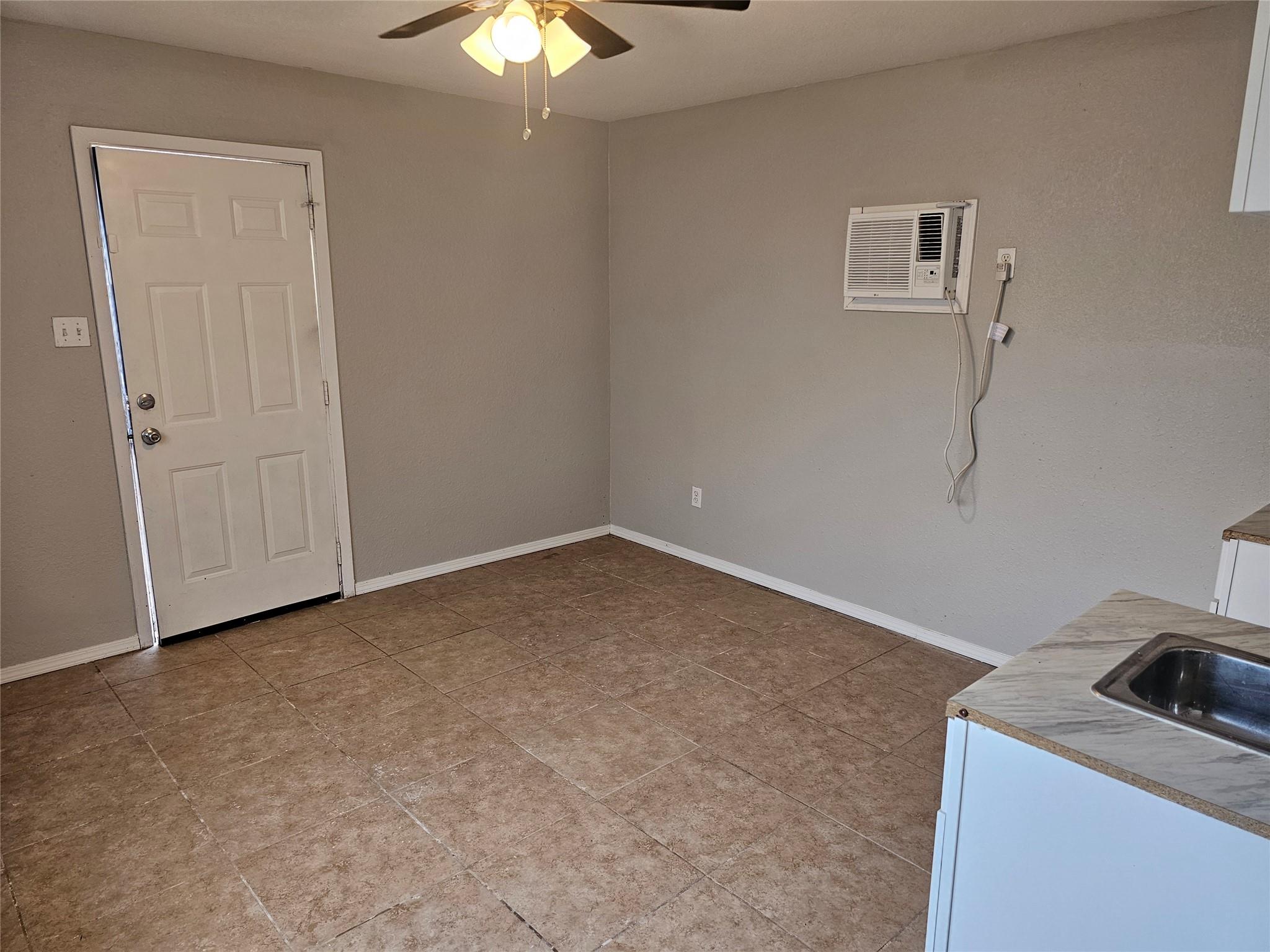 302 Burning Tree Dr, Georgetown, TX 78628