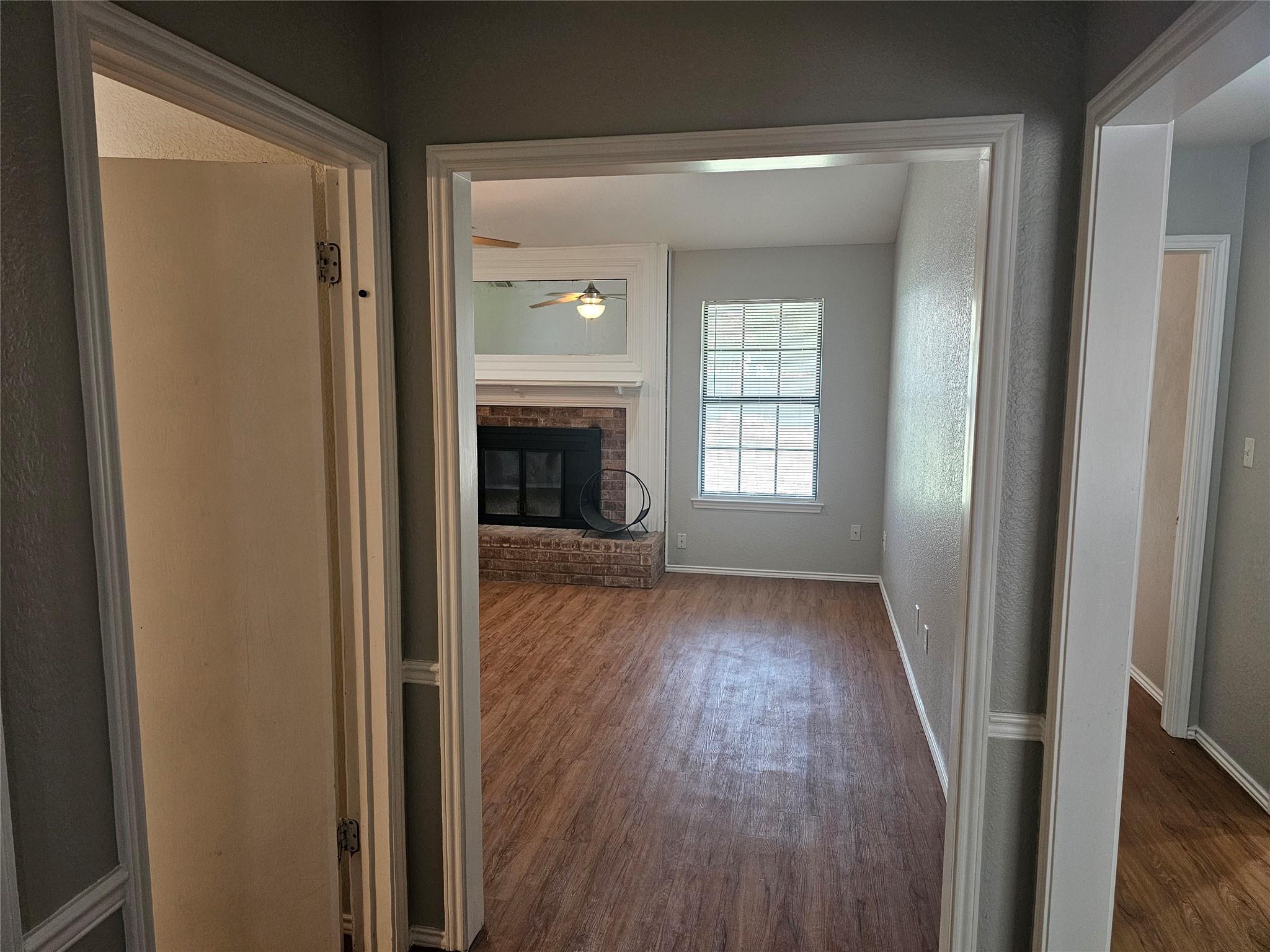 302 Burning Tree Dr, Georgetown, TX 78628