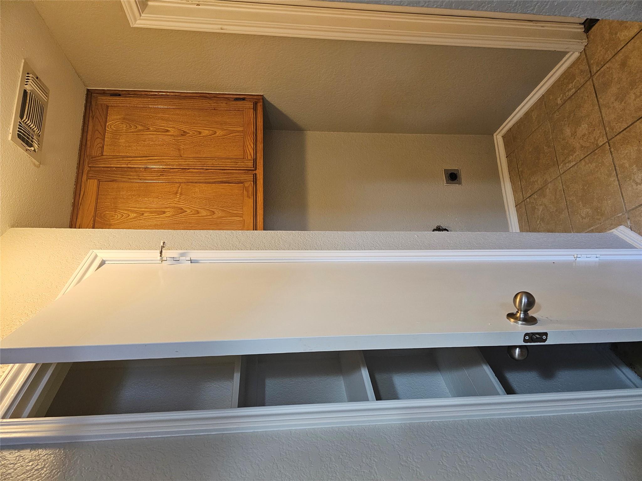 302 Burning Tree Dr, Georgetown, TX 78628