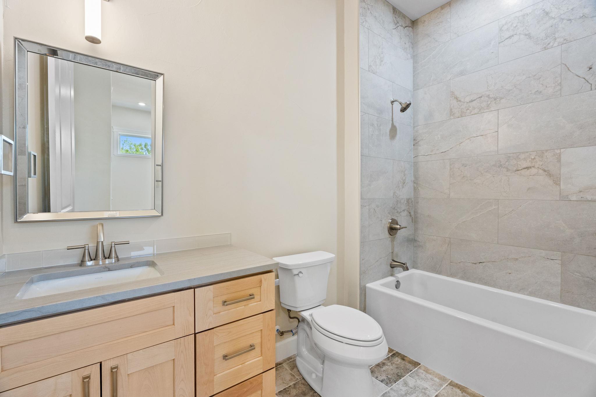 1399 Hi Cir S, Horseshoe Bay, TX 78657