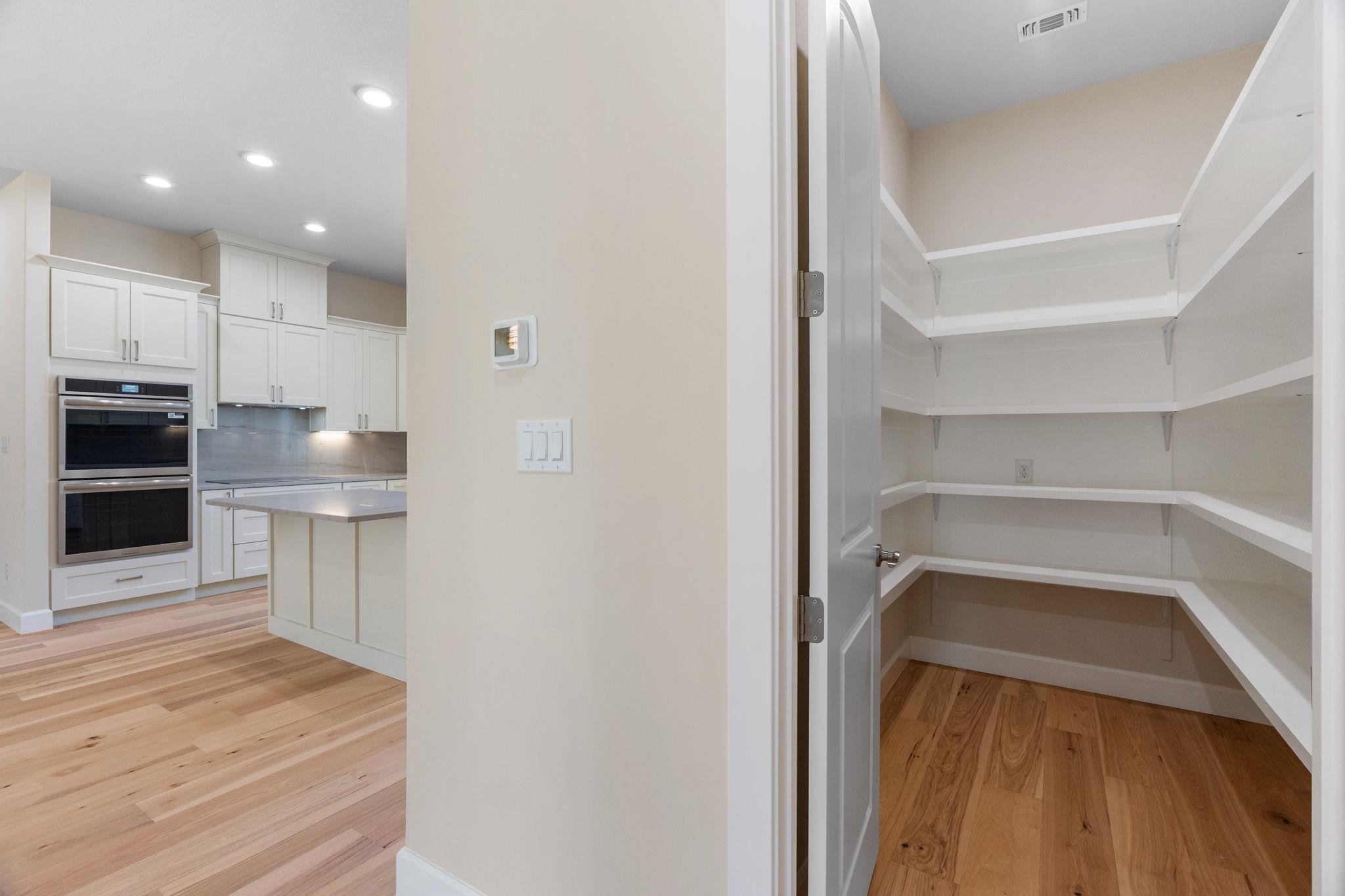 1399 Hi Cir S, Horseshoe Bay, TX 78657