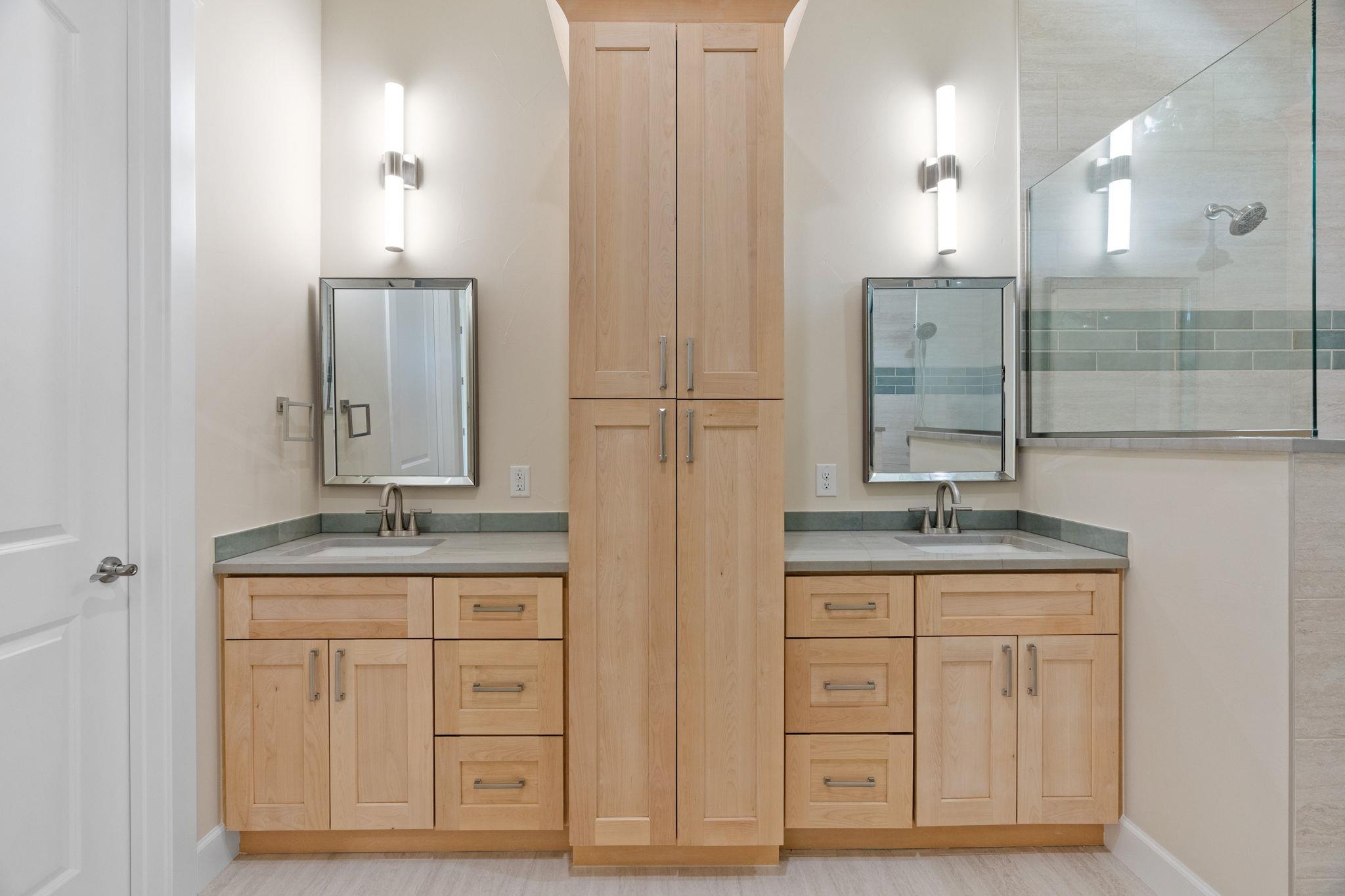 1399 Hi Cir S, Horseshoe Bay, TX 78657