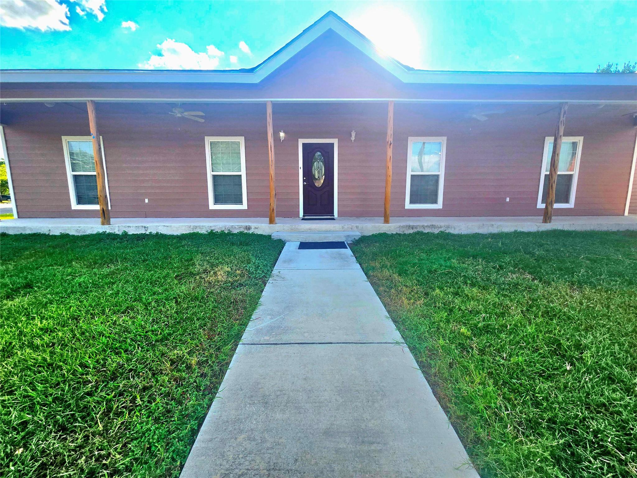 6 Sun Flower Cir, New Braunfels, TX 78130