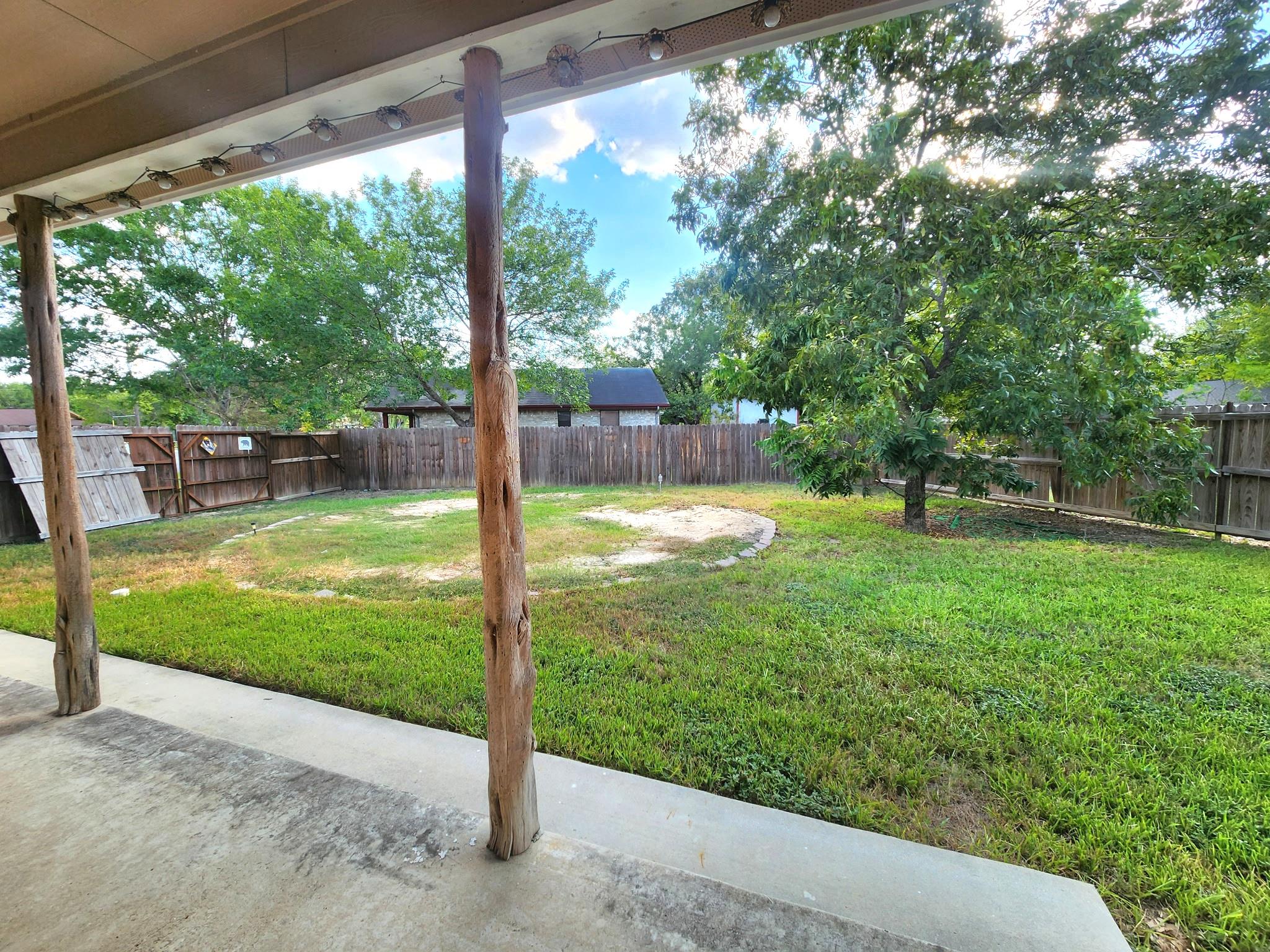 6 Sun Flower Cir, New Braunfels, TX 78130