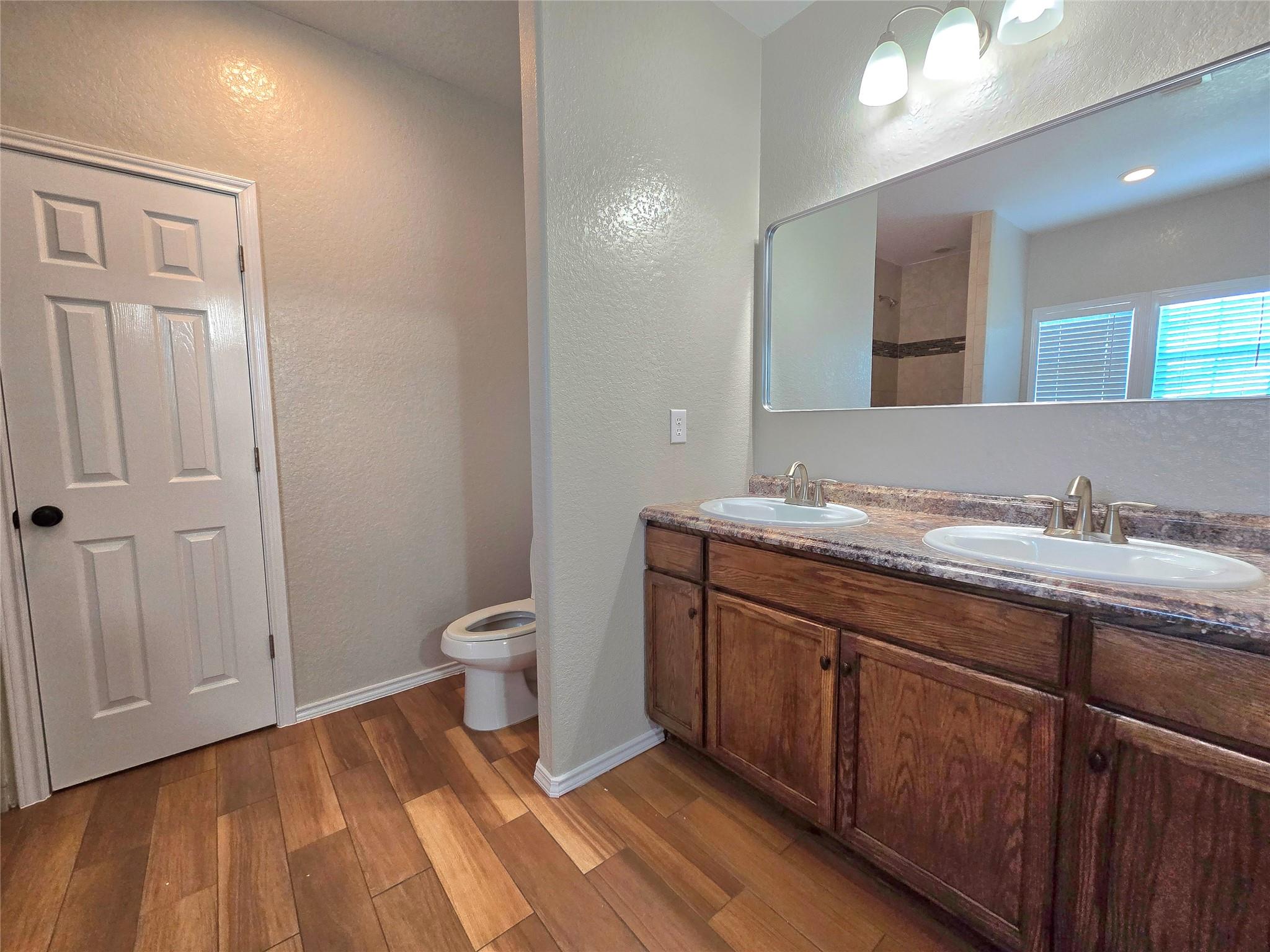 6 Sun Flower Cir, New Braunfels, TX 78130