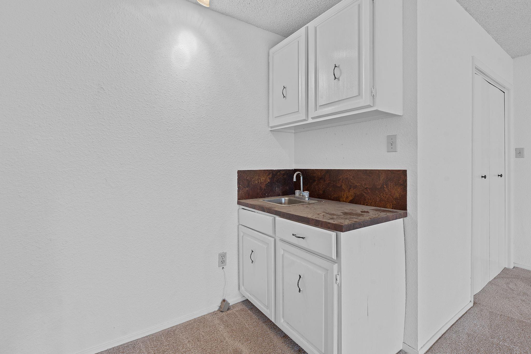 188 Tahitian Dr, Bastrop, TX 78602