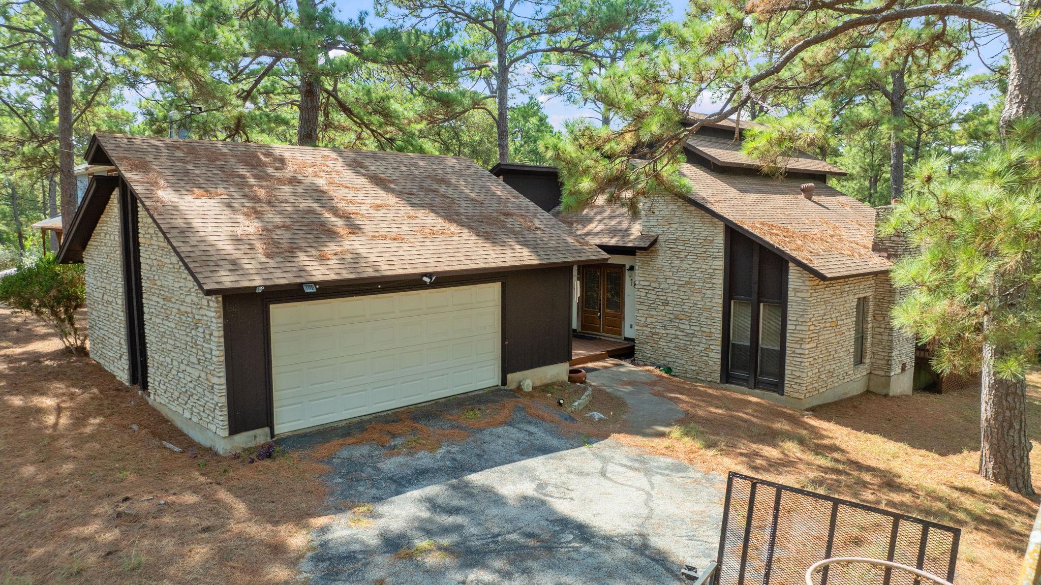 188 Tahitian Dr, Bastrop, TX 78602