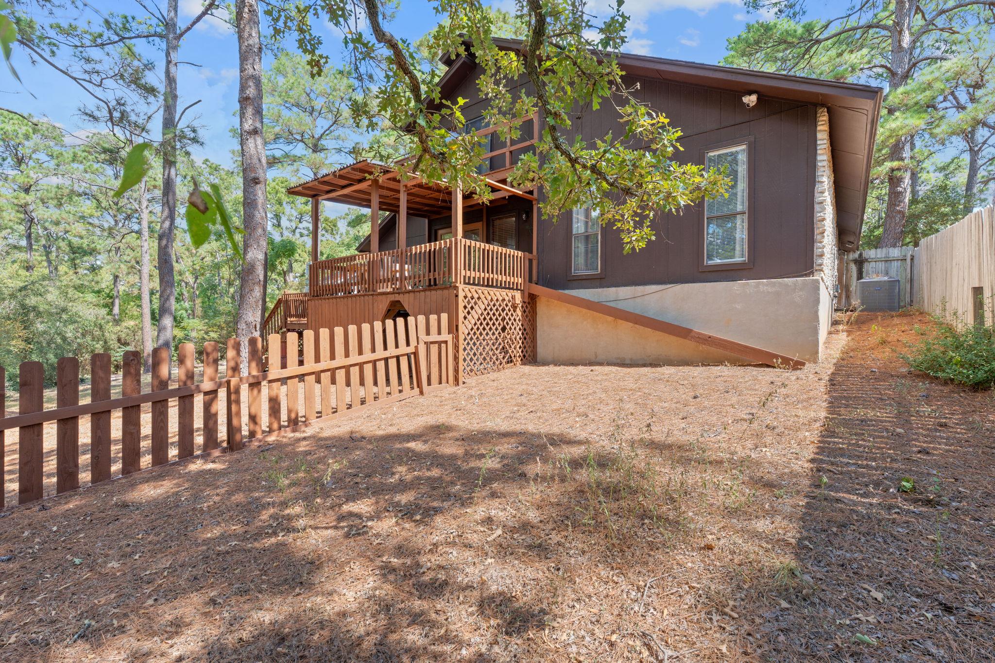 188 Tahitian Dr, Bastrop, TX 78602