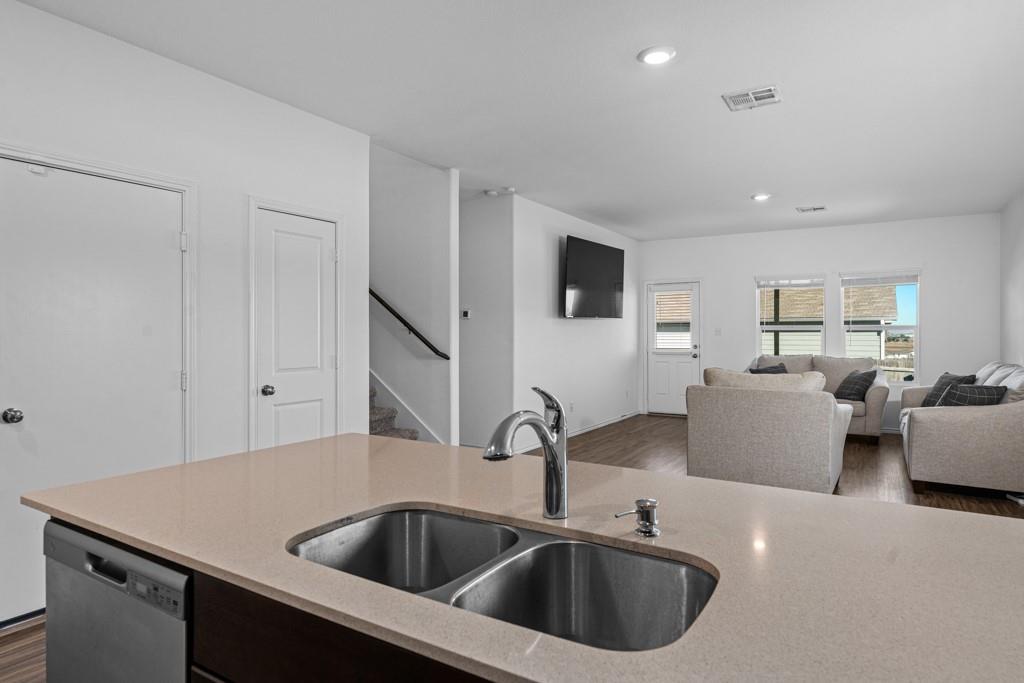 205 Rooster Way, Jarrell, TX 76537