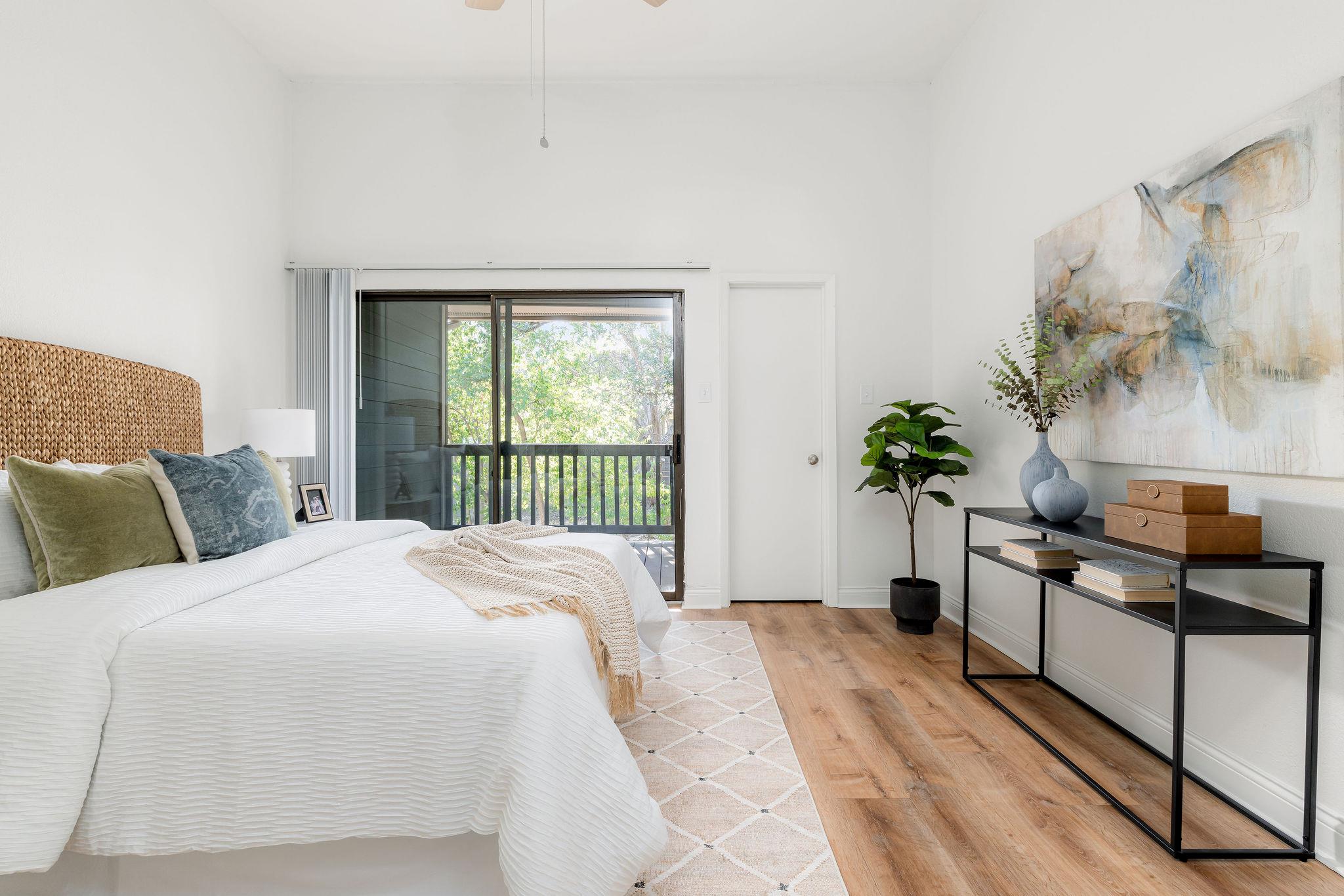 2215 Post Rd # 1034, Austin, TX 78704