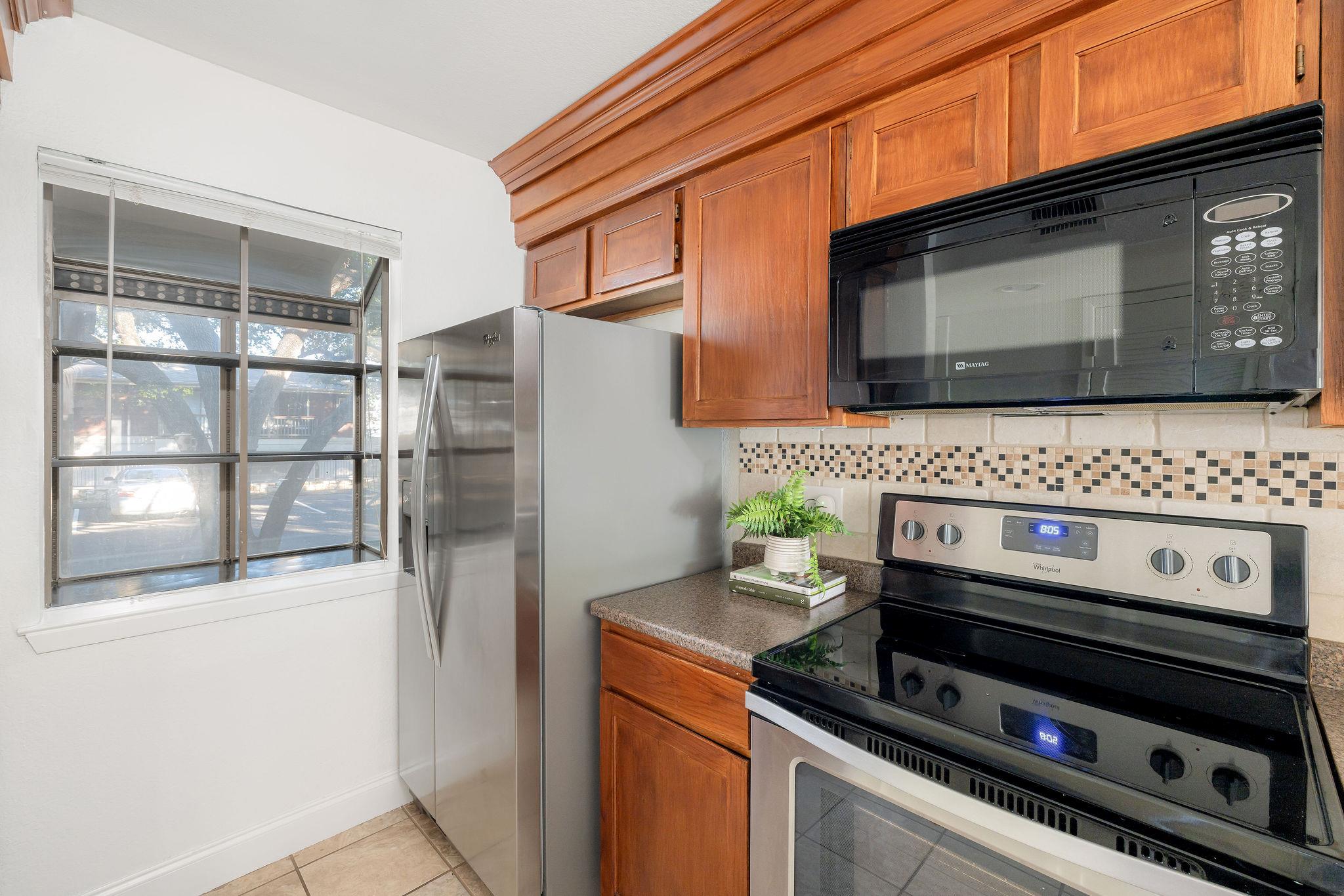 2215 Post Rd # 1034, Austin, TX 78704